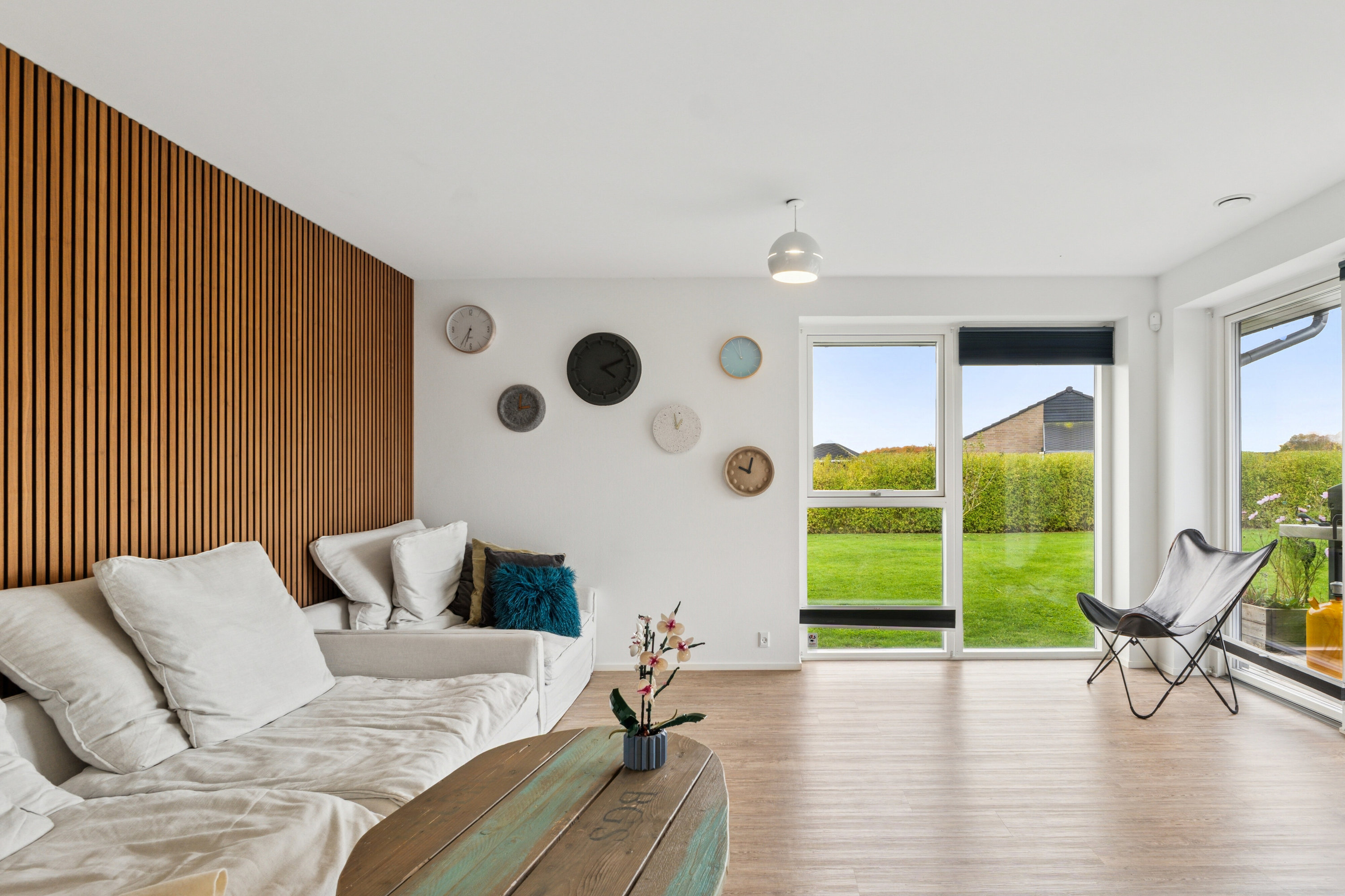 Fremhævet stue billede i fuldskærmstilstand. Billede af Pilegårdsvænget 39, Søndersø, 5471 Søndersø