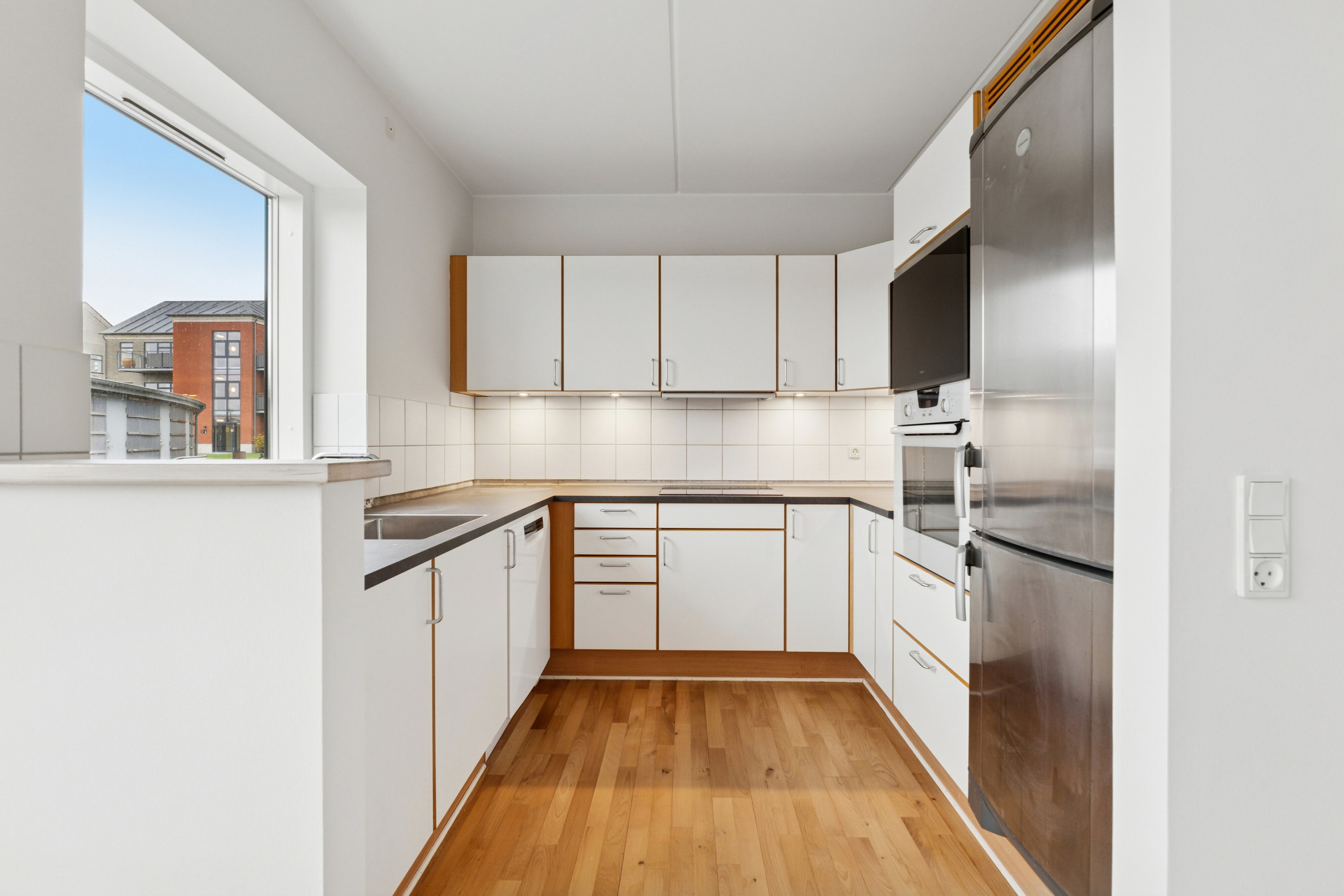 Fremhævet køkken billede i fuldskærmstilstand. Billede af Dampskibsmolen 1, st.. tv., 5800 Nyborg