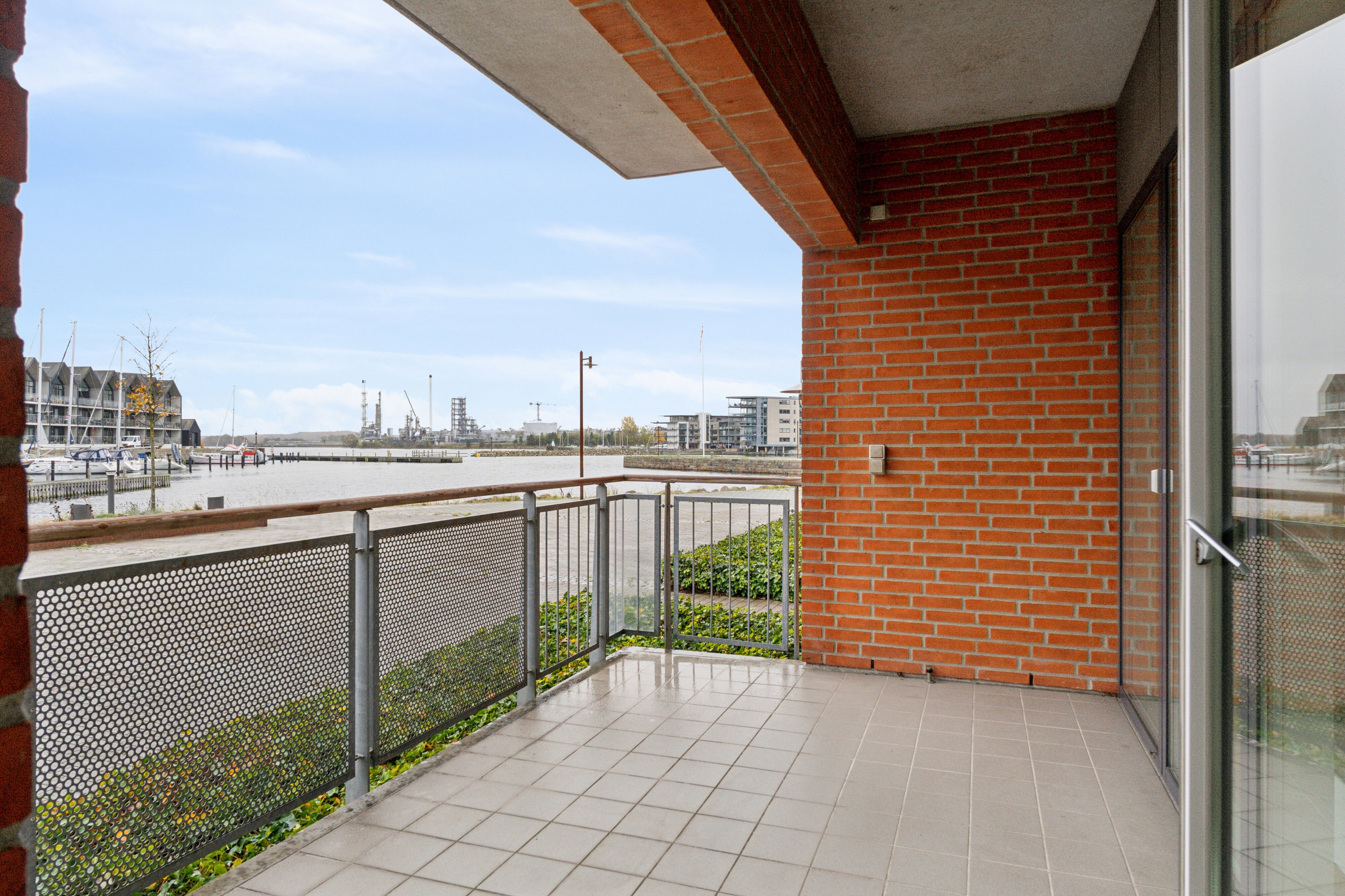 Fremhævet altan billede i fuldskærmstilstand. Billede af Dampskibsmolen 1, st.. tv., 5800 Nyborg