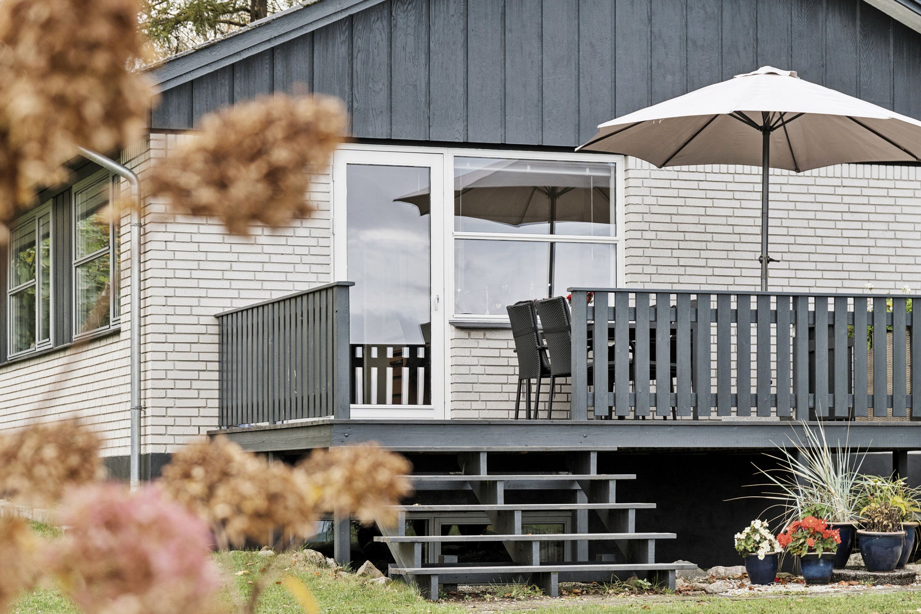 Fremhævet set fra haven billede i fuldskærmstilstand. Billede af Ærtebjergvej 9, 4571 Grevinge