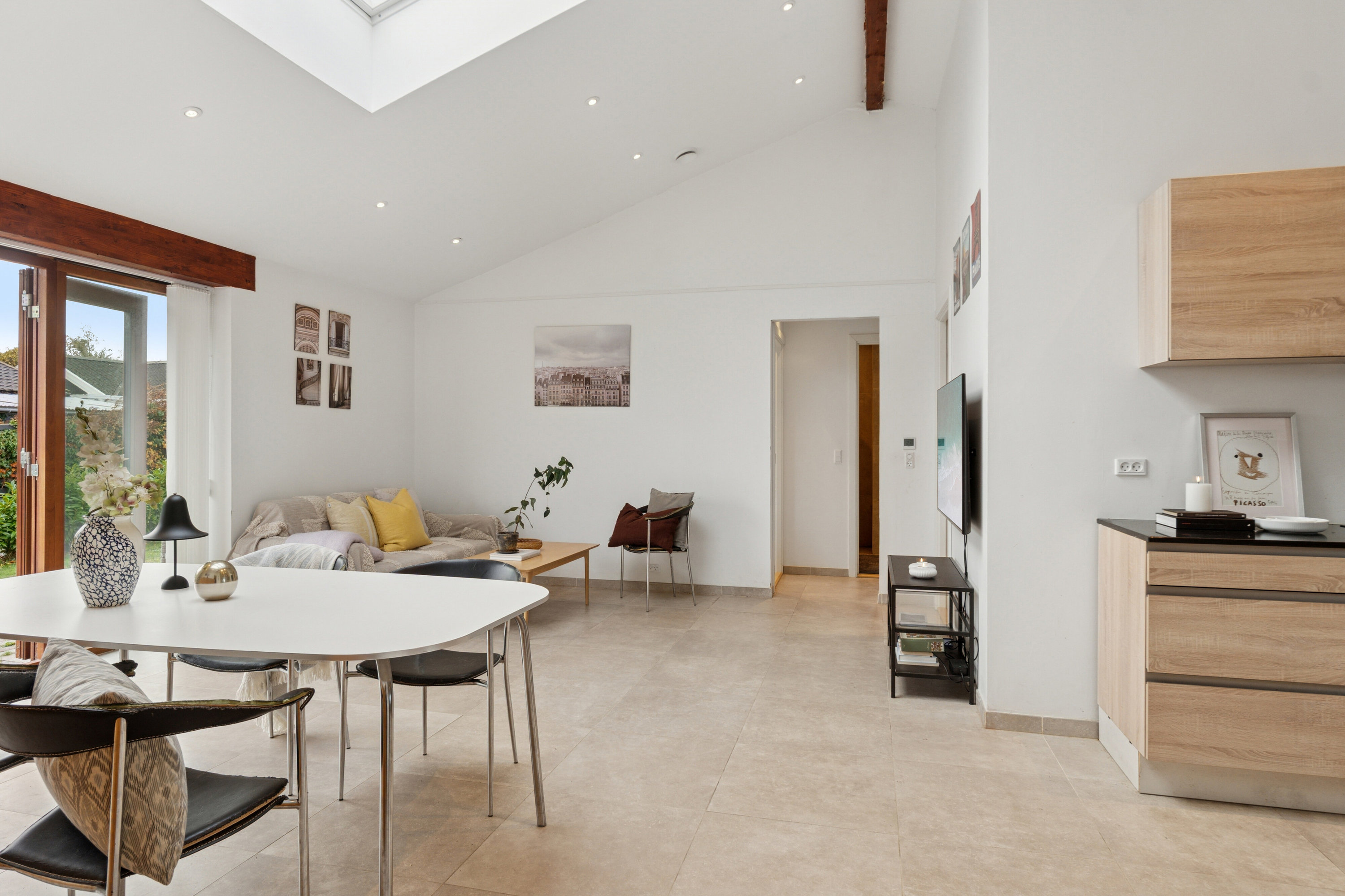 Fremhævet spisestue billede i fuldskærmstilstand. Billede af Hf. Elmebo 19, 2300 København S