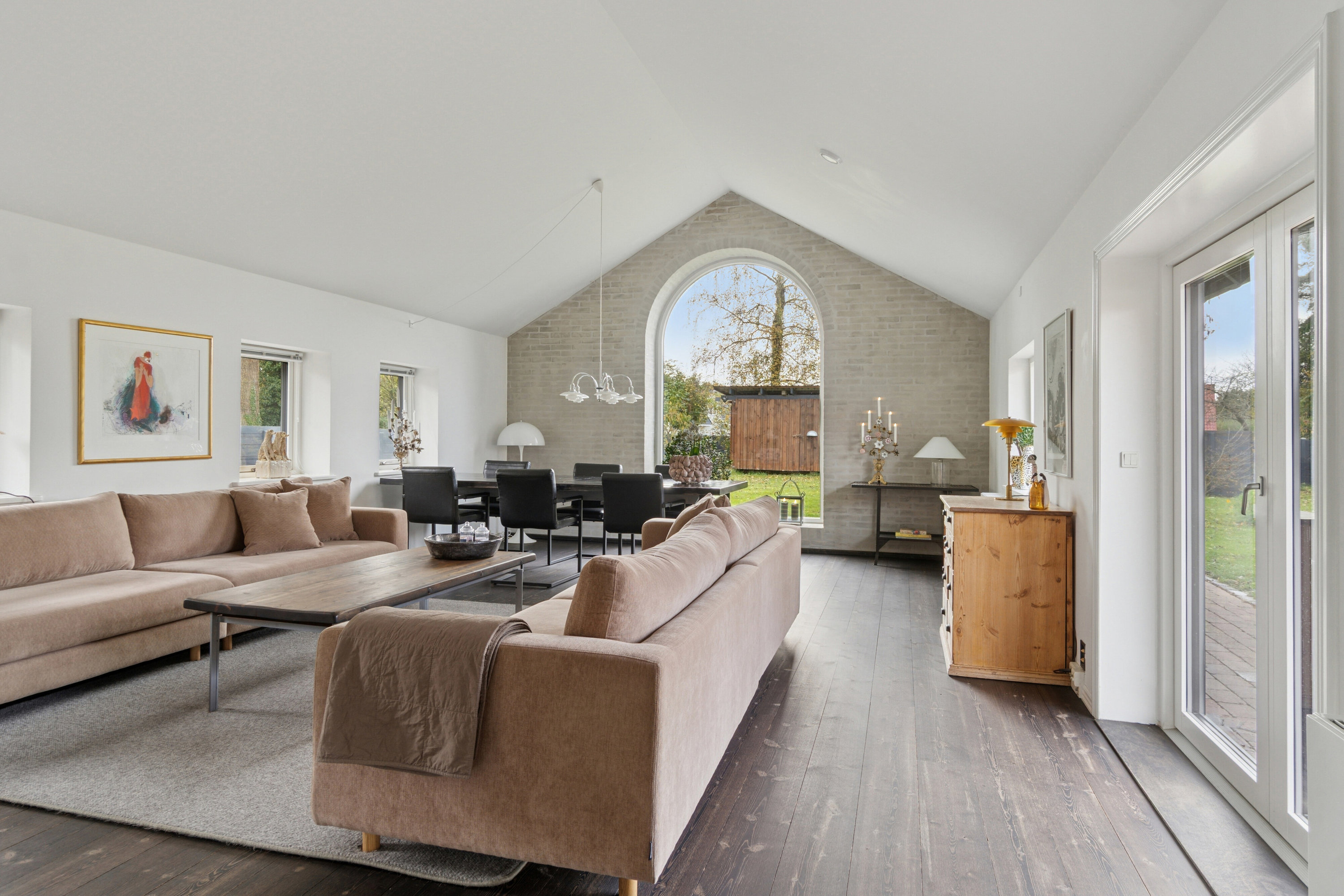 Fremhævet stue billede i fuldskærmstilstand. Billede af Illerup Sand 1, 4400 Kalundborg