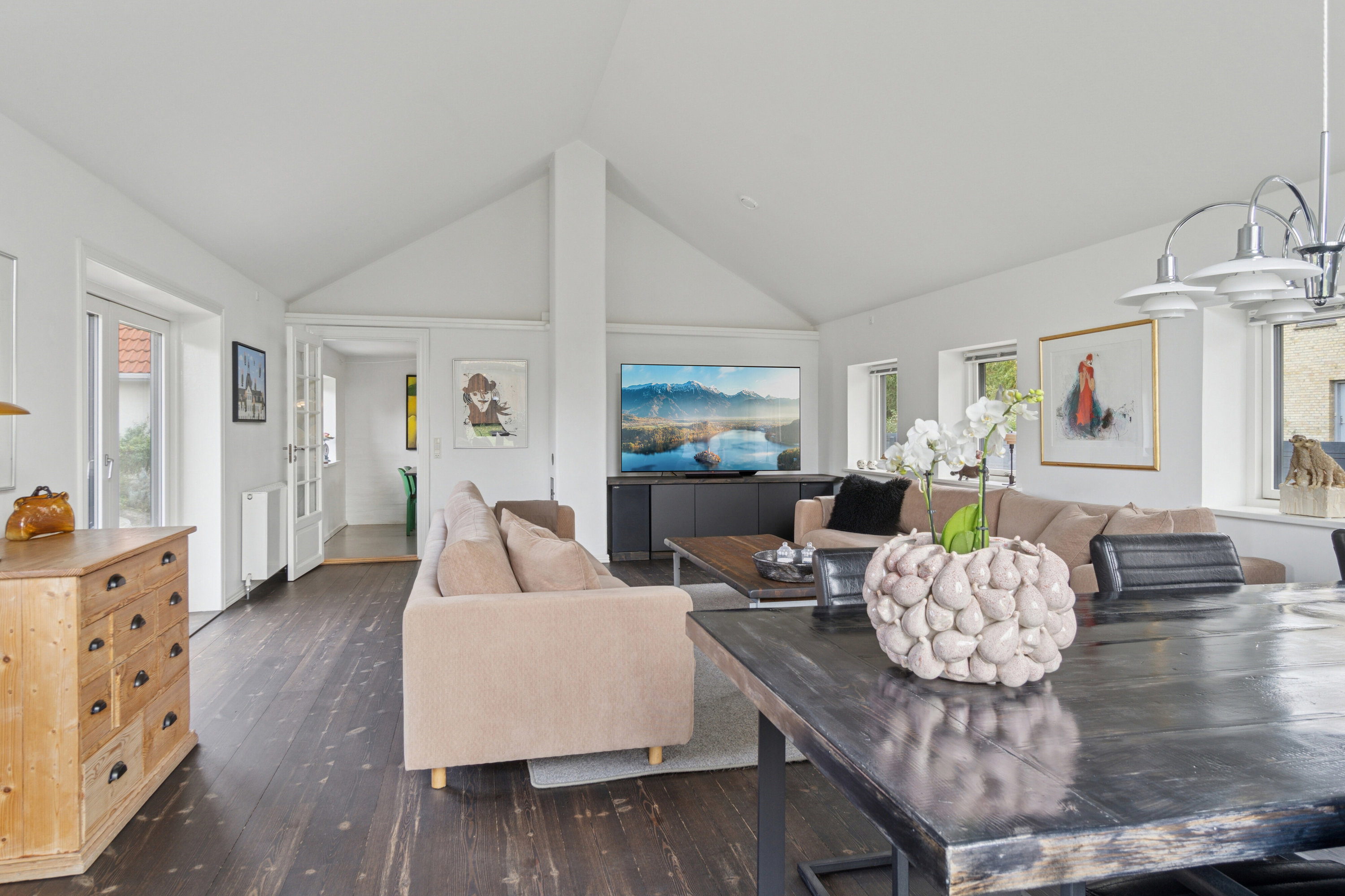 Fremhævet stue billede i fuldskærmstilstand. Billede af Illerup Sand 1, 4400 Kalundborg