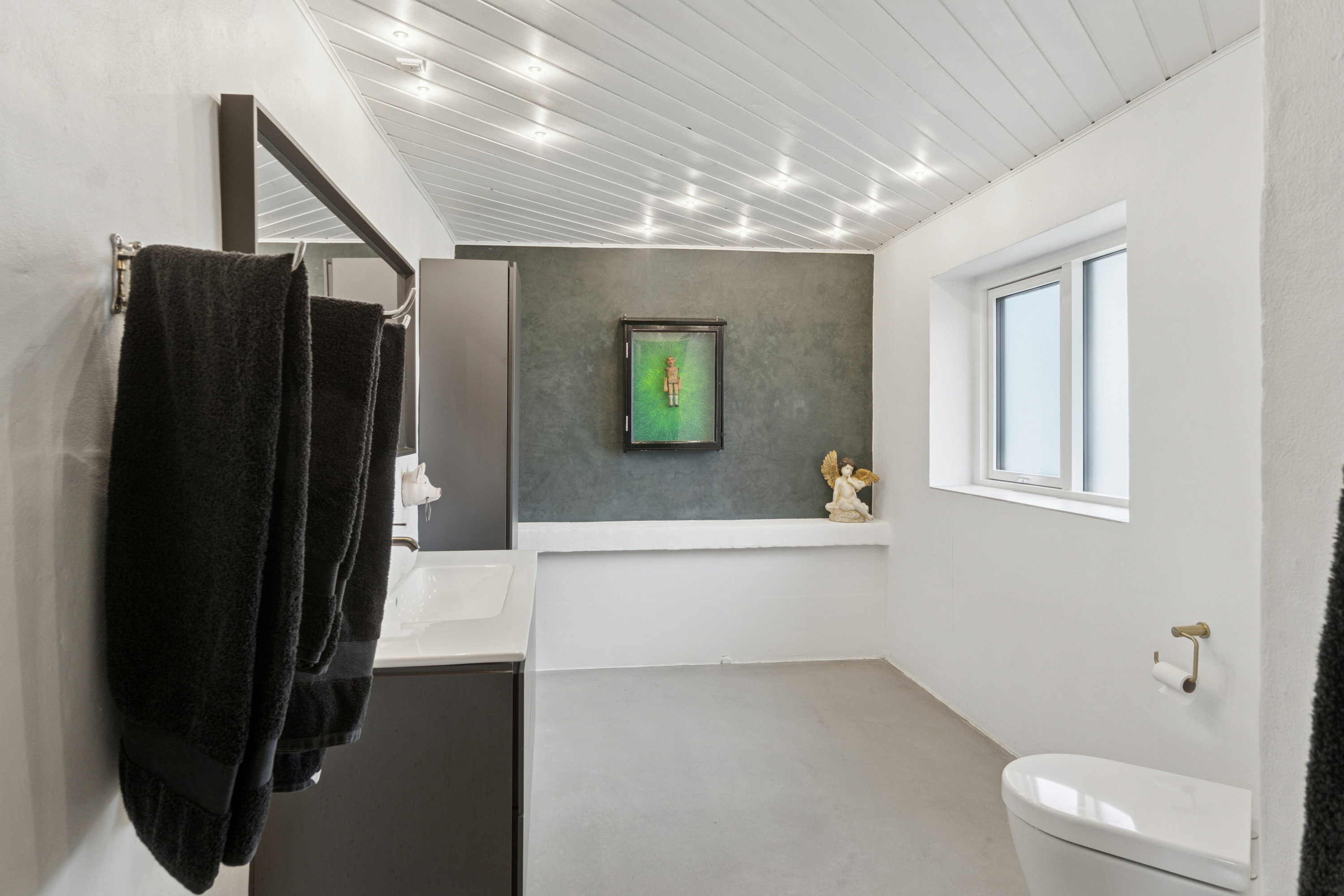 Fremhævet badeværelse billede i fuldskærmstilstand. Billede af Illerup Sand 1, 4400 Kalundborg