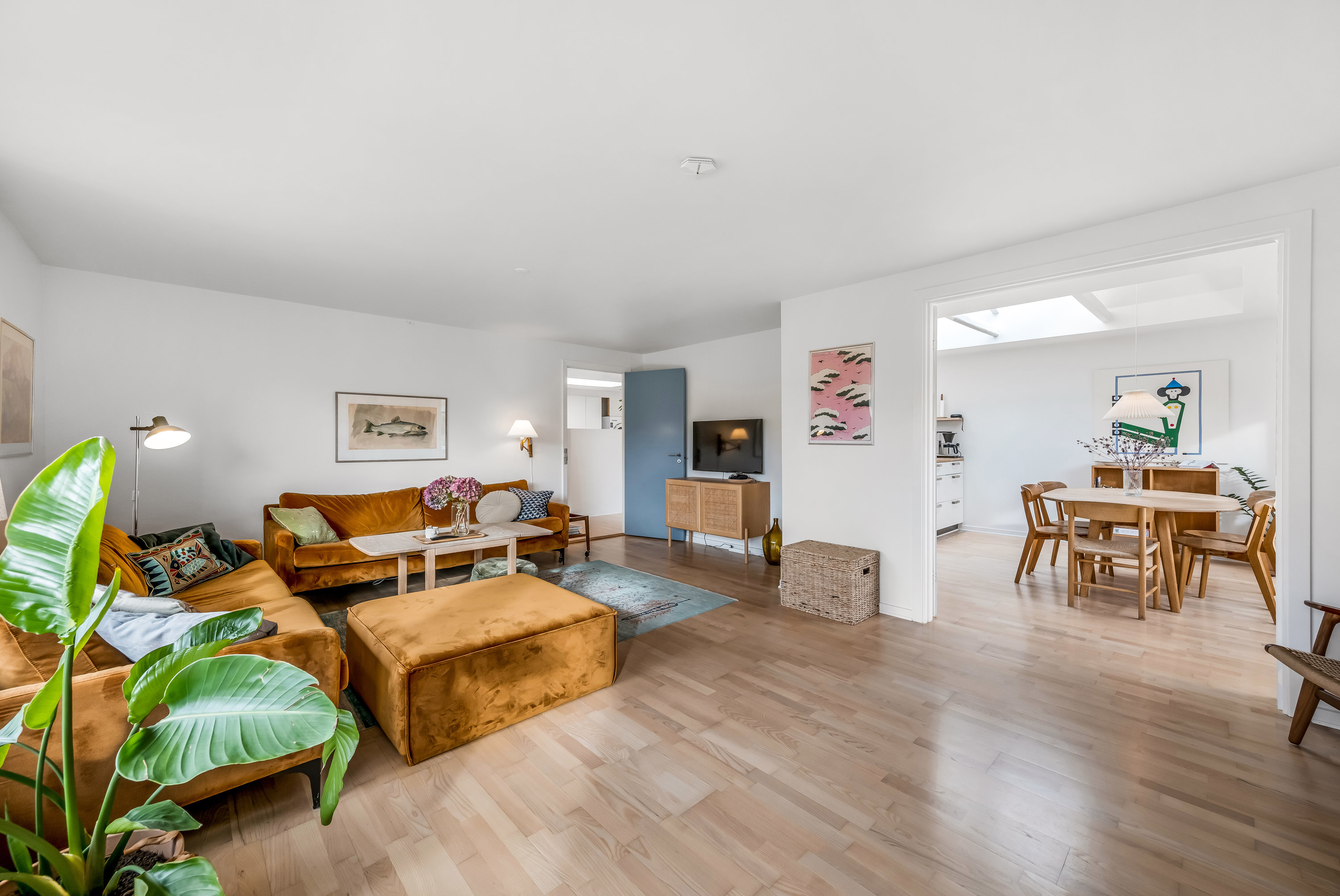 Fremhævet stue billede i fuldskærmstilstand. Billede af Tjørnevej 6, 6950 Ringkøbing