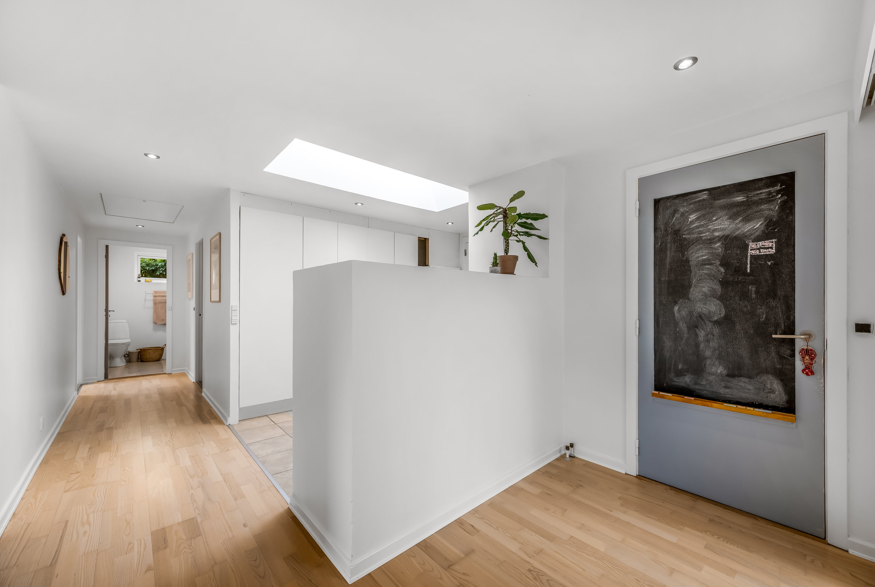 Fremhævet gang billede i fuldskærmstilstand. Billede af Tjørnevej 6, 6950 Ringkøbing