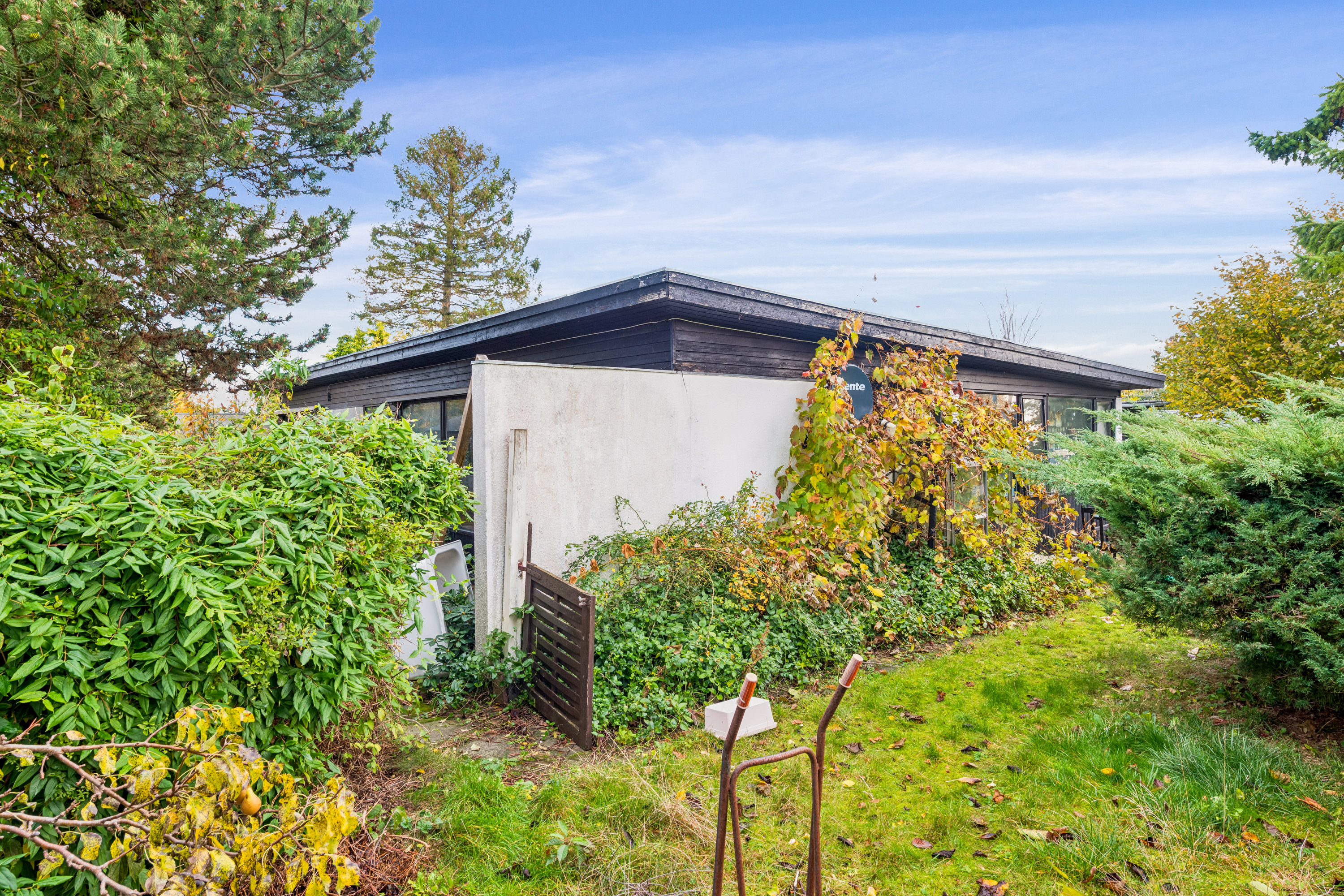 Miniaturebillede 1: ejendommen. Billede af Brydeholm 15, 2670 Greve