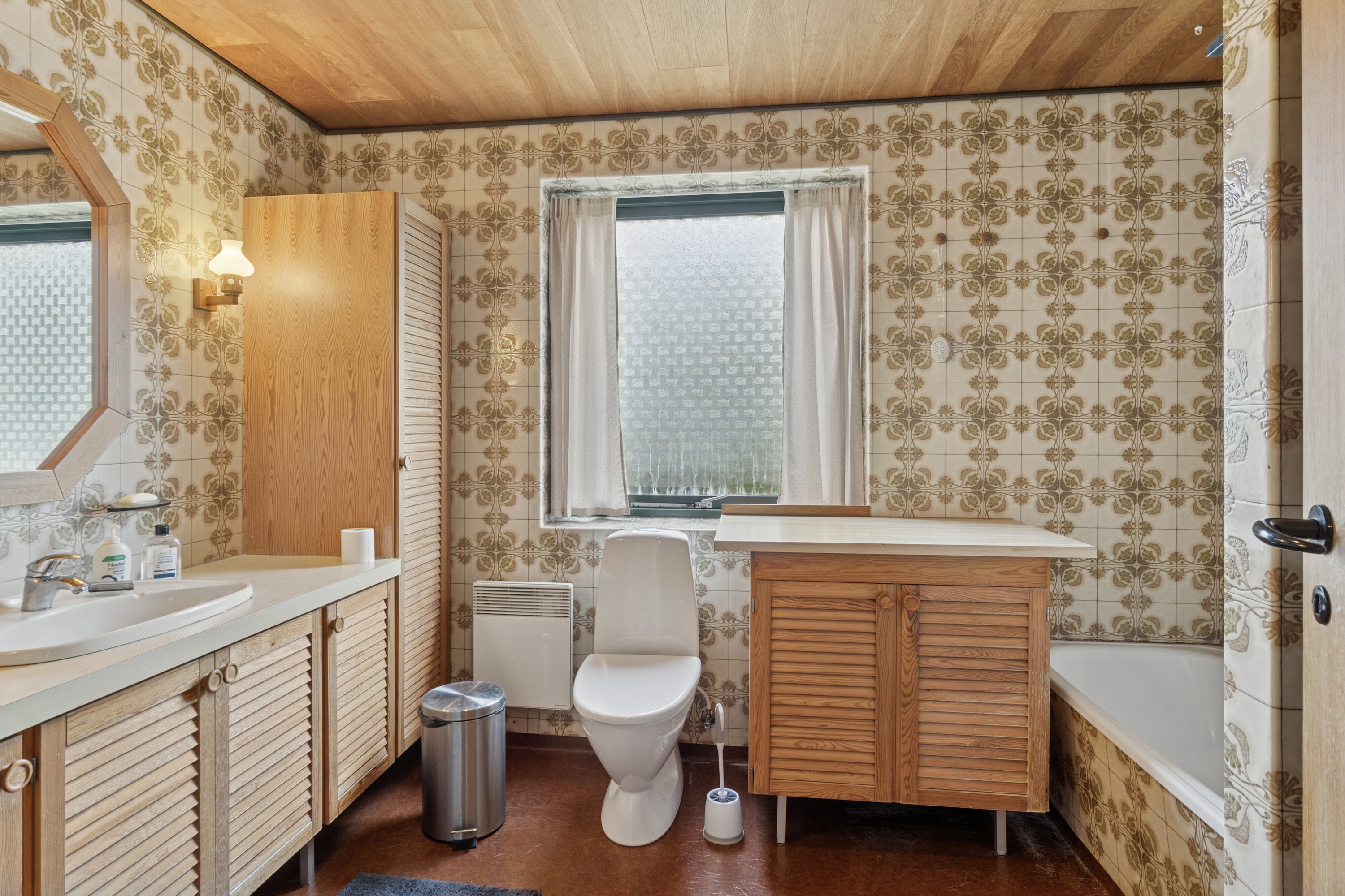 Fremhævet badeværelse billede i fuldskærmstilstand. Billede af Fjordbakken 54, 4400 Kalundborg