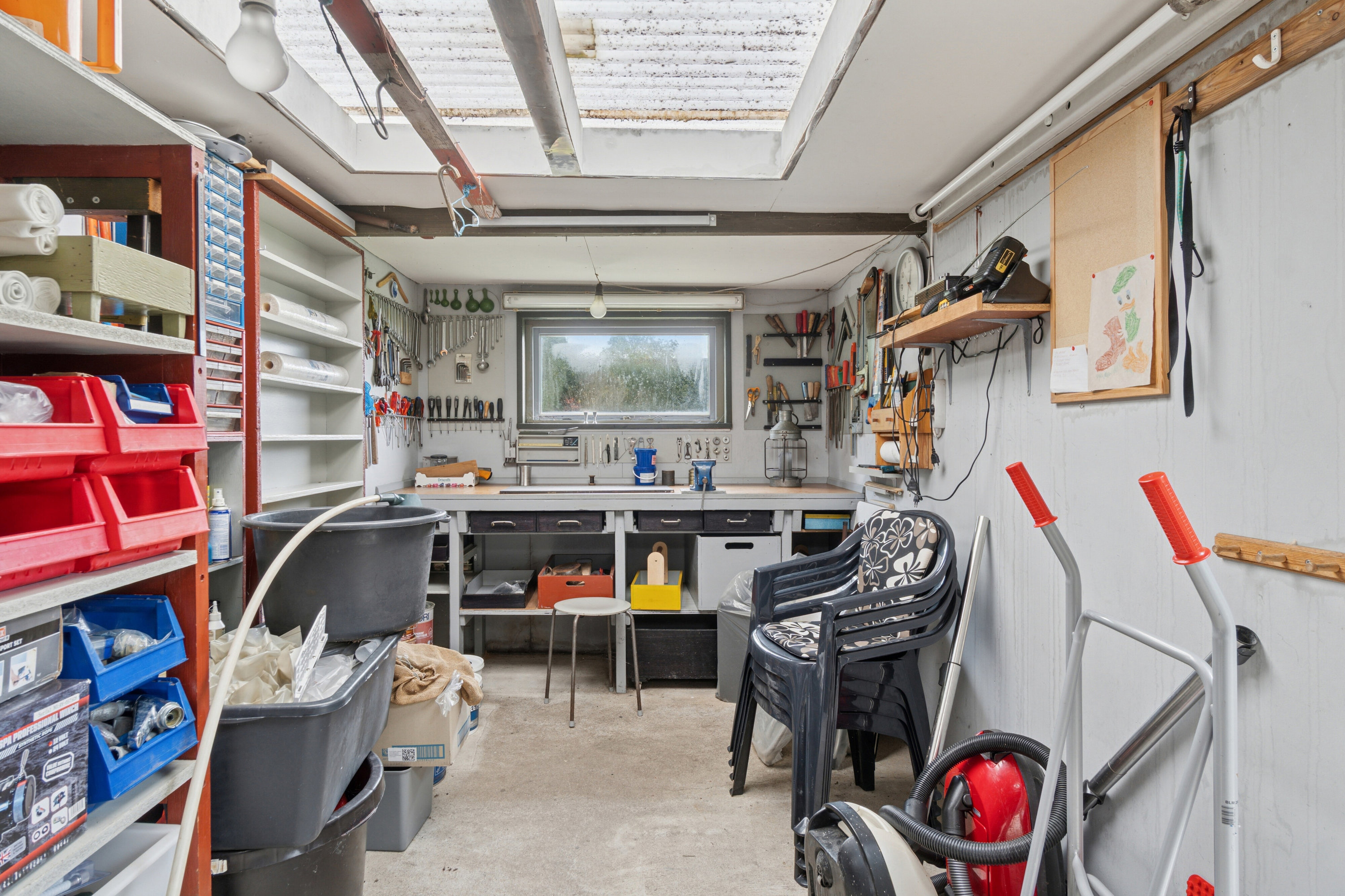 Fremhævet værksted billede i fuldskærmstilstand. Billede af Fjordbakken 54, 4400 Kalundborg