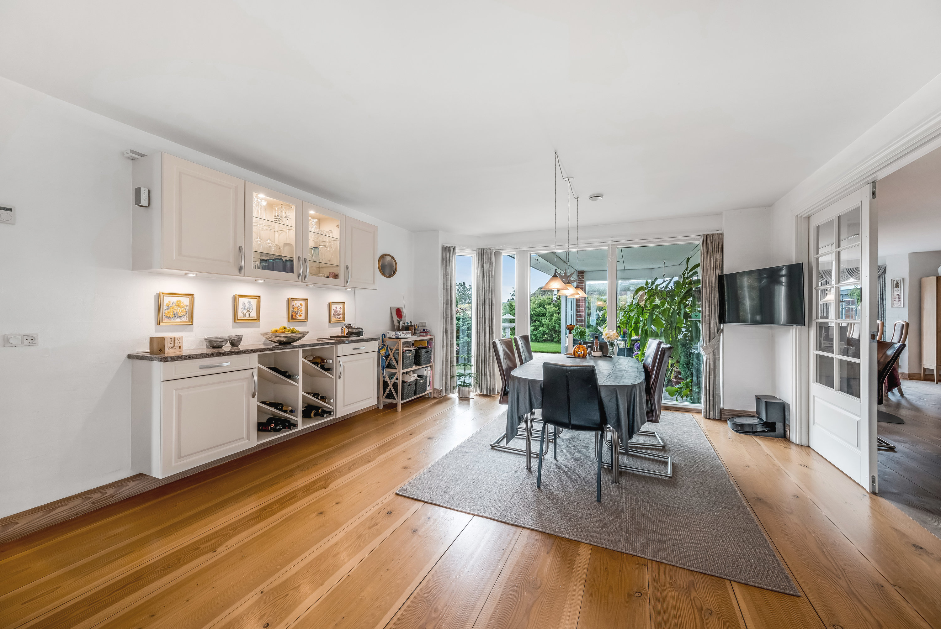 Fremhævet stue billede i fuldskærmstilstand. Billede af Nordsøvej 73, Søndervig, 6950 Ringkøbing