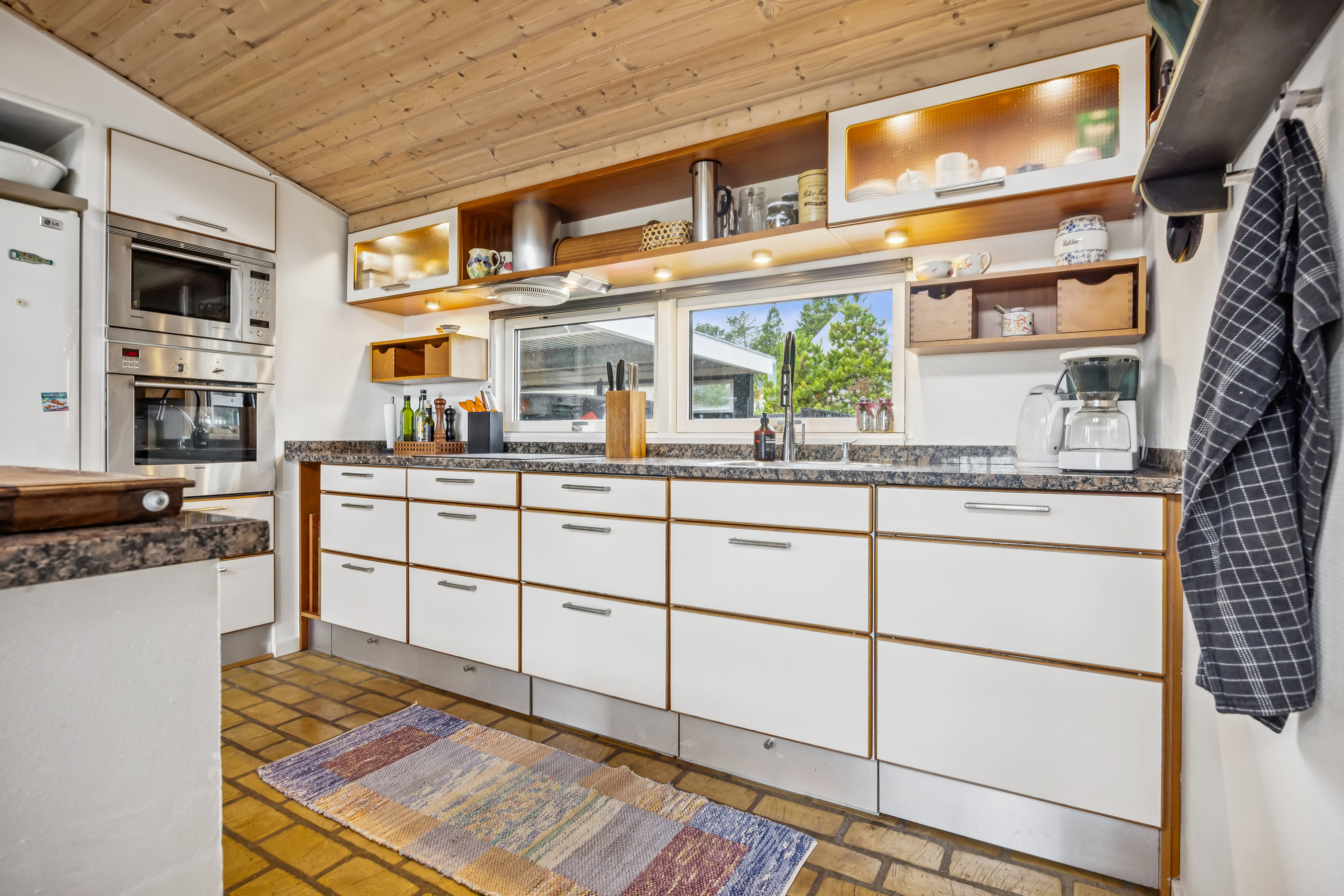 Fremhævet køkken billede i fuldskærmstilstand. Billede af Søndergade 97, 9370 Hals