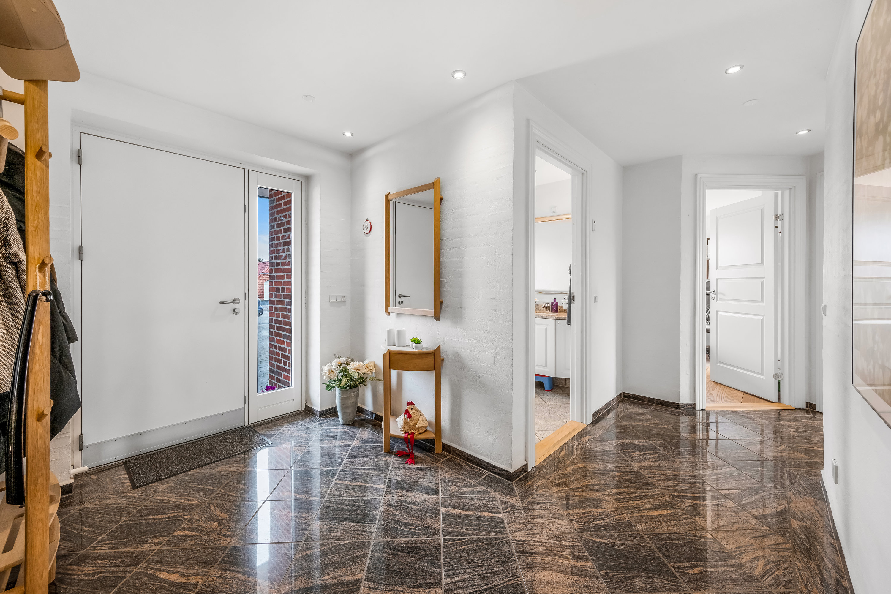 Fremhævet gang billede i fuldskærmstilstand. Billede af Nordsøvej 73, Søndervig, 6950 Ringkøbing