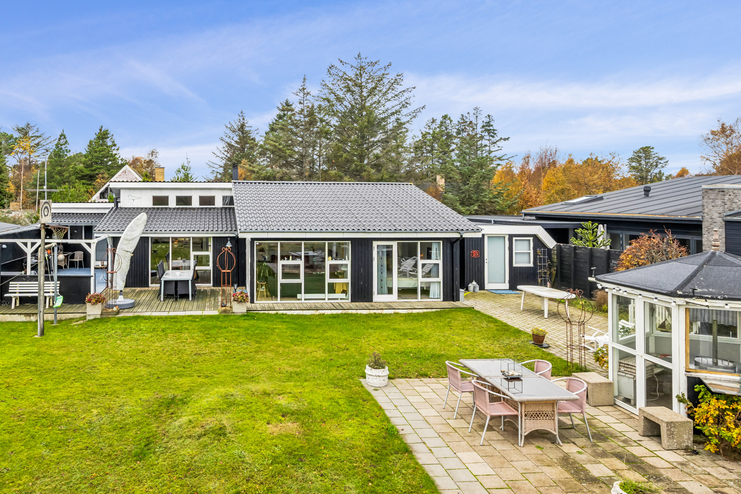 Fremhævet andet billede i fuldskærmstilstand. Billede af Søndergade 97, 9370 Hals