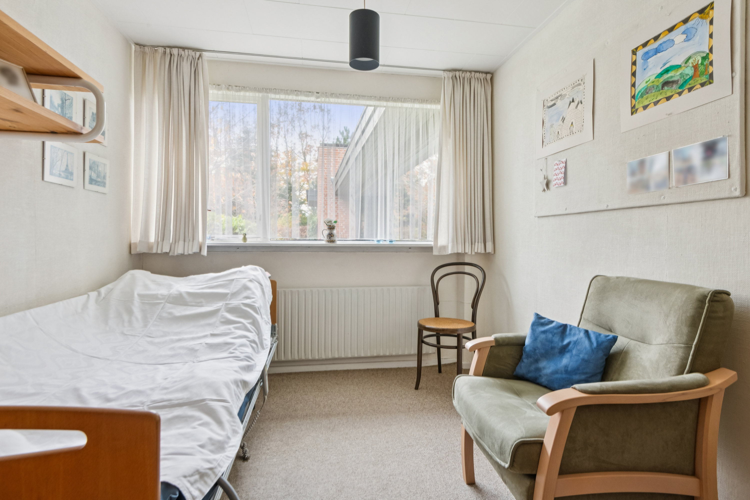 Fremhævet stue billede i fuldskærmstilstand. Billede af Bjørumvej 10, 9200 Aalborg SV