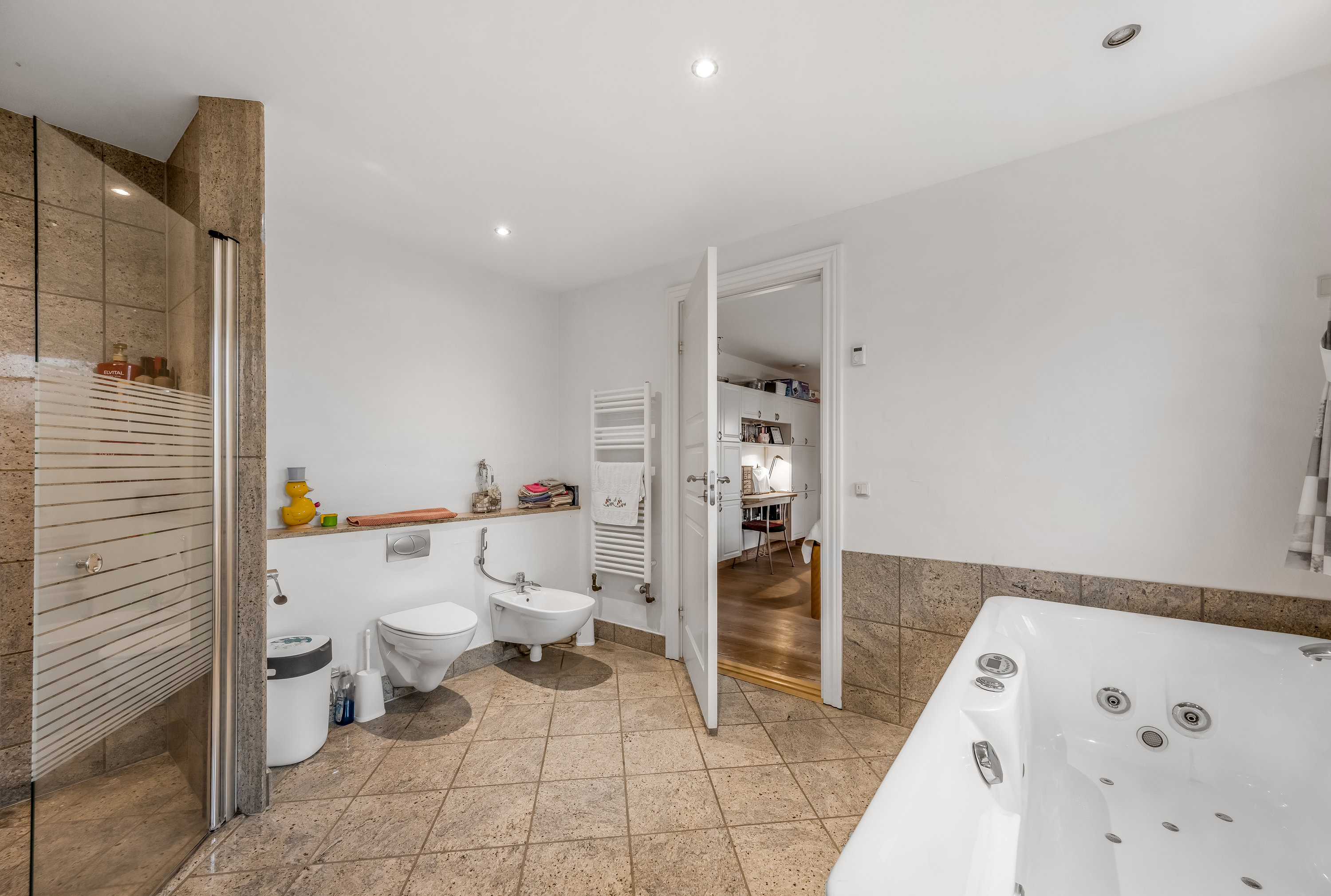 Fremhævet badeværelse billede i fuldskærmstilstand. Billede af Nordsøvej 73, Søndervig, 6950 Ringkøbing