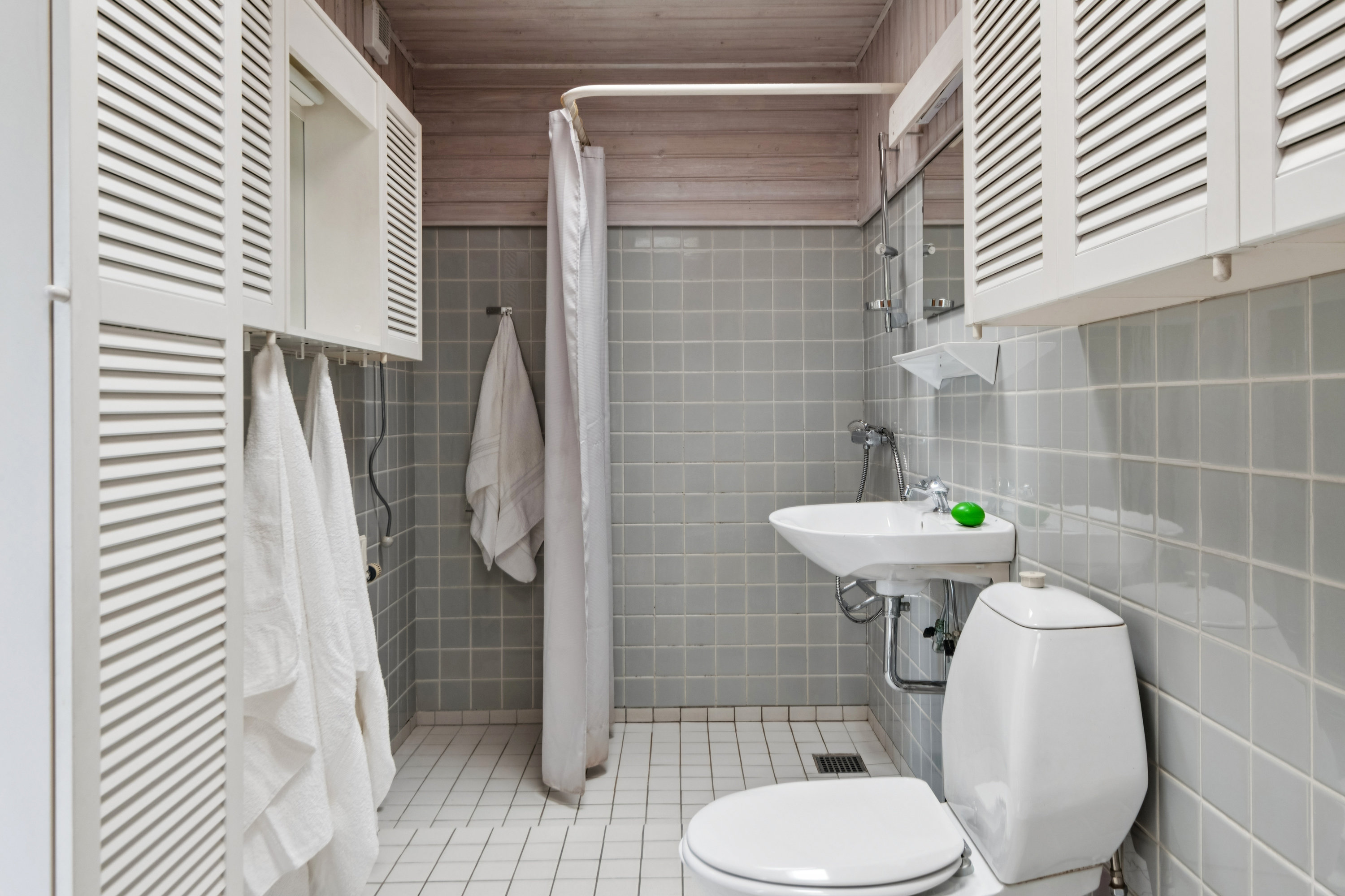 Fremhævet badeværelse billede i fuldskærmstilstand. Billede af Bjørumvej 10, 9200 Aalborg SV