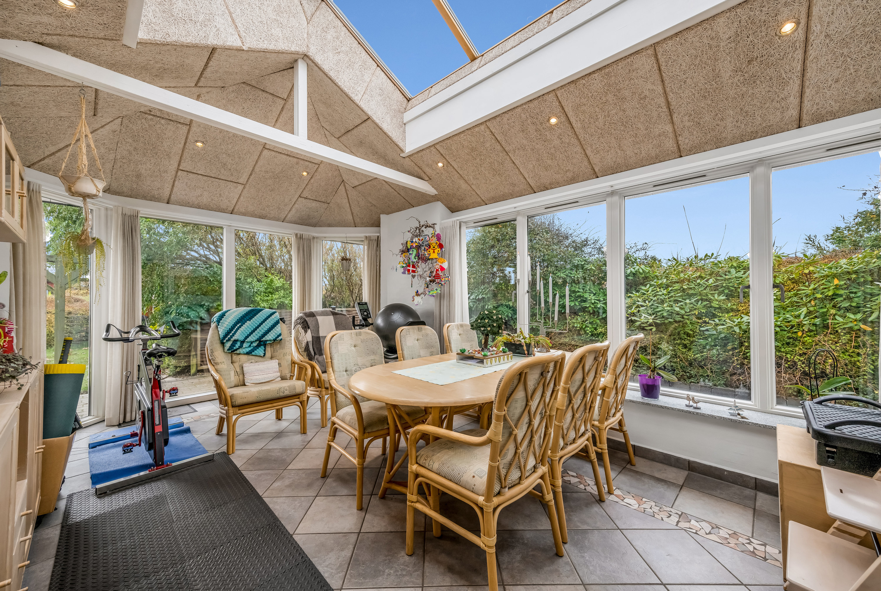 Fremhævet stue billede i fuldskærmstilstand. Billede af Nordsøvej 73, Søndervig, 6950 Ringkøbing