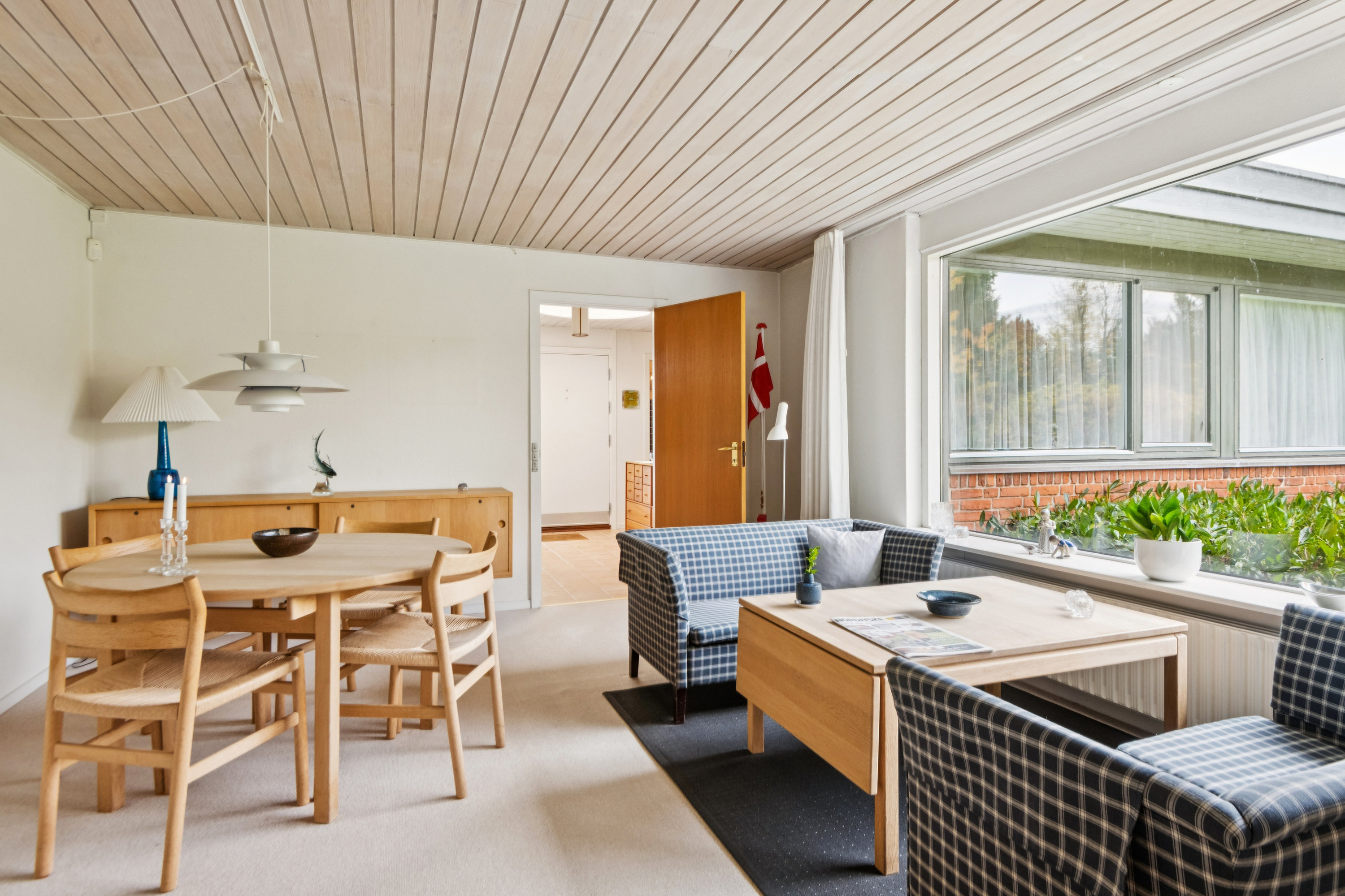 Fremhævet stue billede i fuldskærmstilstand. Billede af Bjørumvej 10, 9200 Aalborg SV