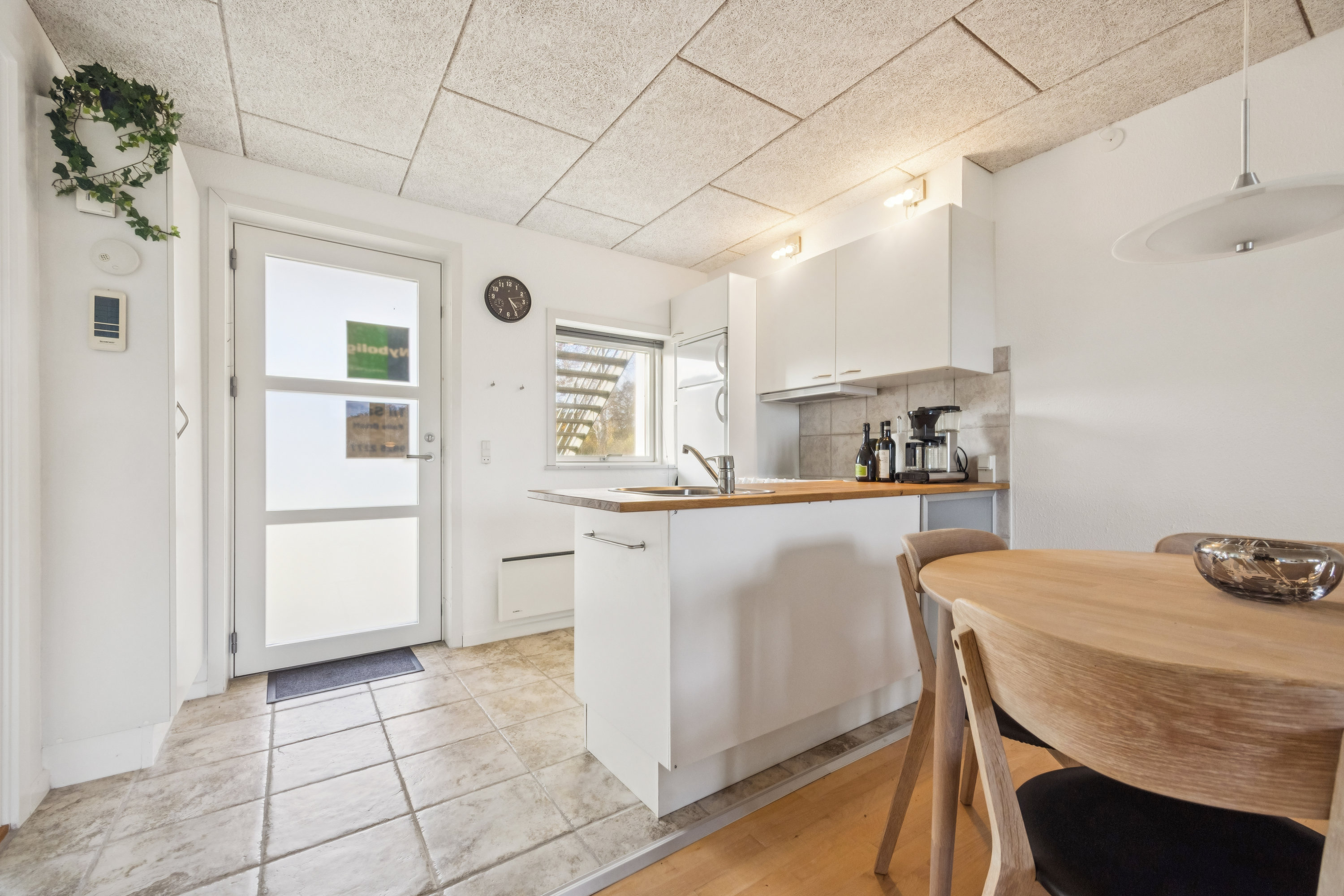 Fremhævet køkken billede i fuldskærmstilstand. Billede af Portlandsvej 89, st.., 9370 Hals