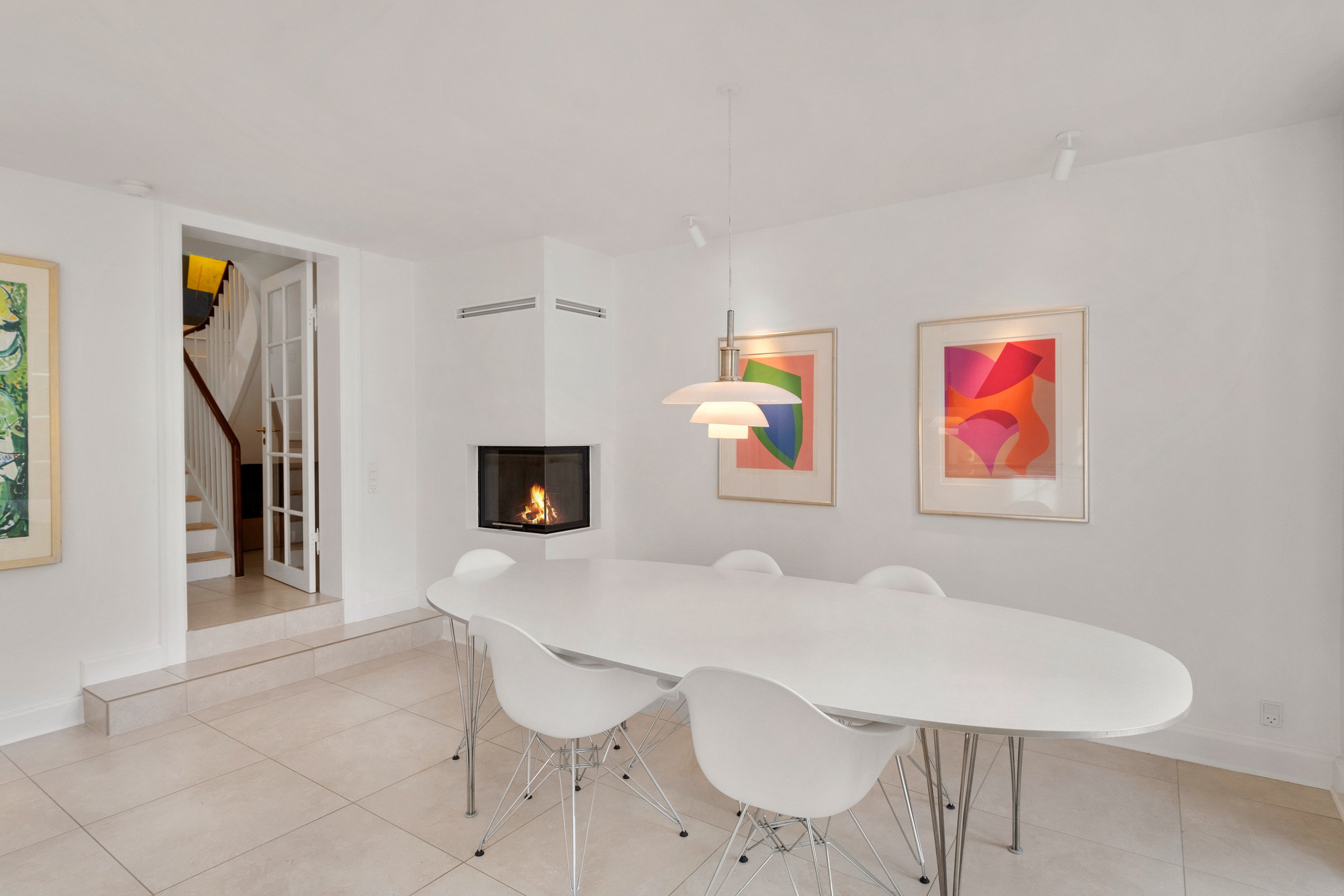 Fremhævet spisestue billede i fuldskærmstilstand. Billede af Vingårds Alle 50, 2900 Hellerup