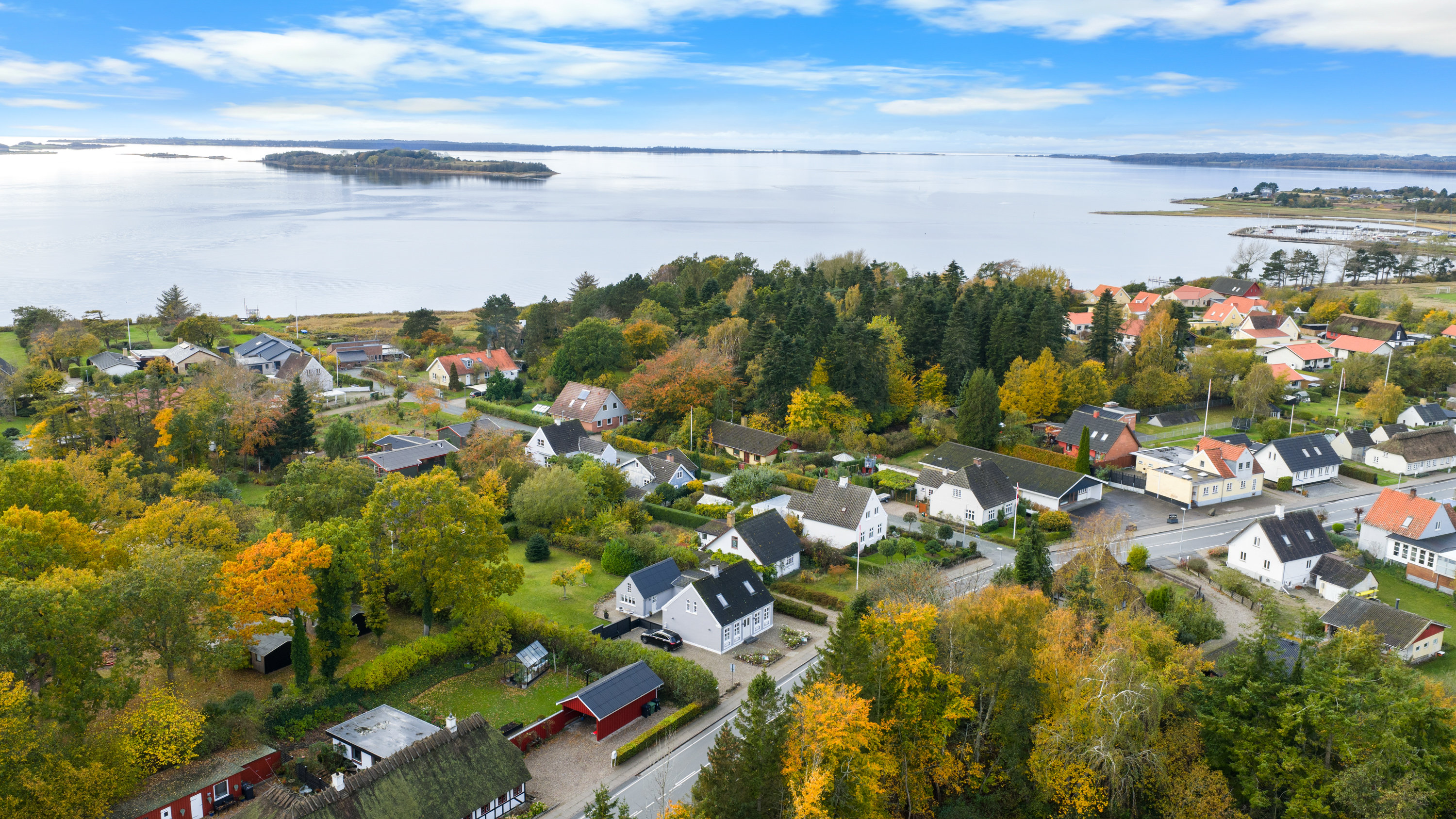 Fremhævet luftfoto billede i fuldskærmstilstand. Billede af Assensvej 469, Faldsled, 5642 Millinge