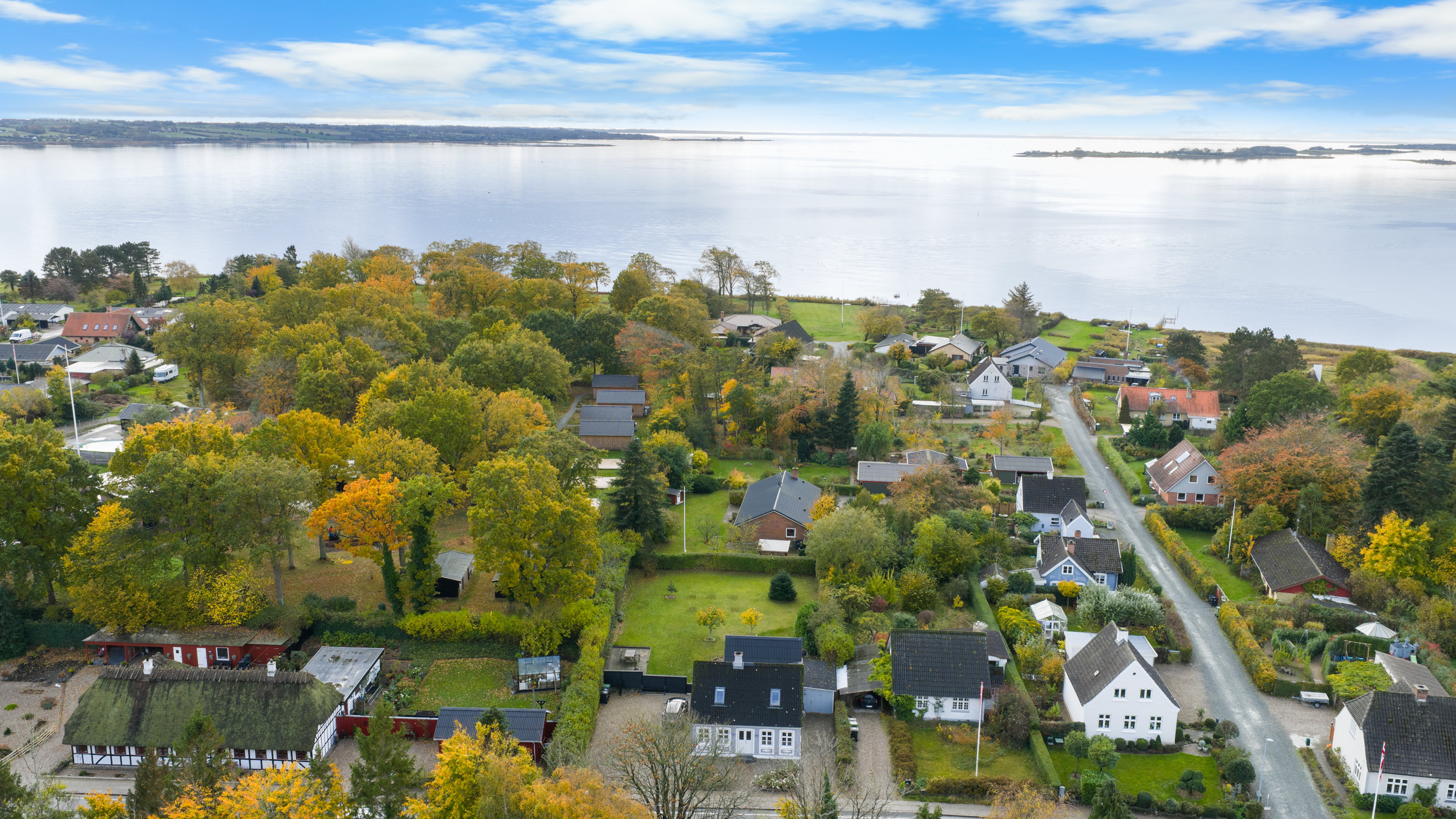 Fremhævet luftfoto billede i fuldskærmstilstand. Billede af Assensvej 469, Faldsled, 5642 Millinge