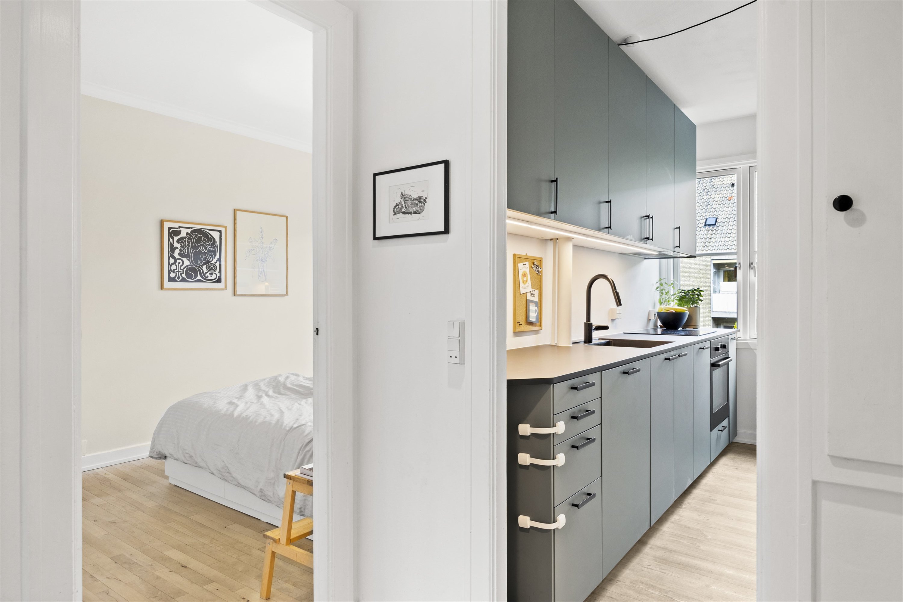 Fremhævet andet billede i fuldskærmstilstand. Billede af Jensløvs Tværvej 3B, 4. th., 2920 Charlottenlund