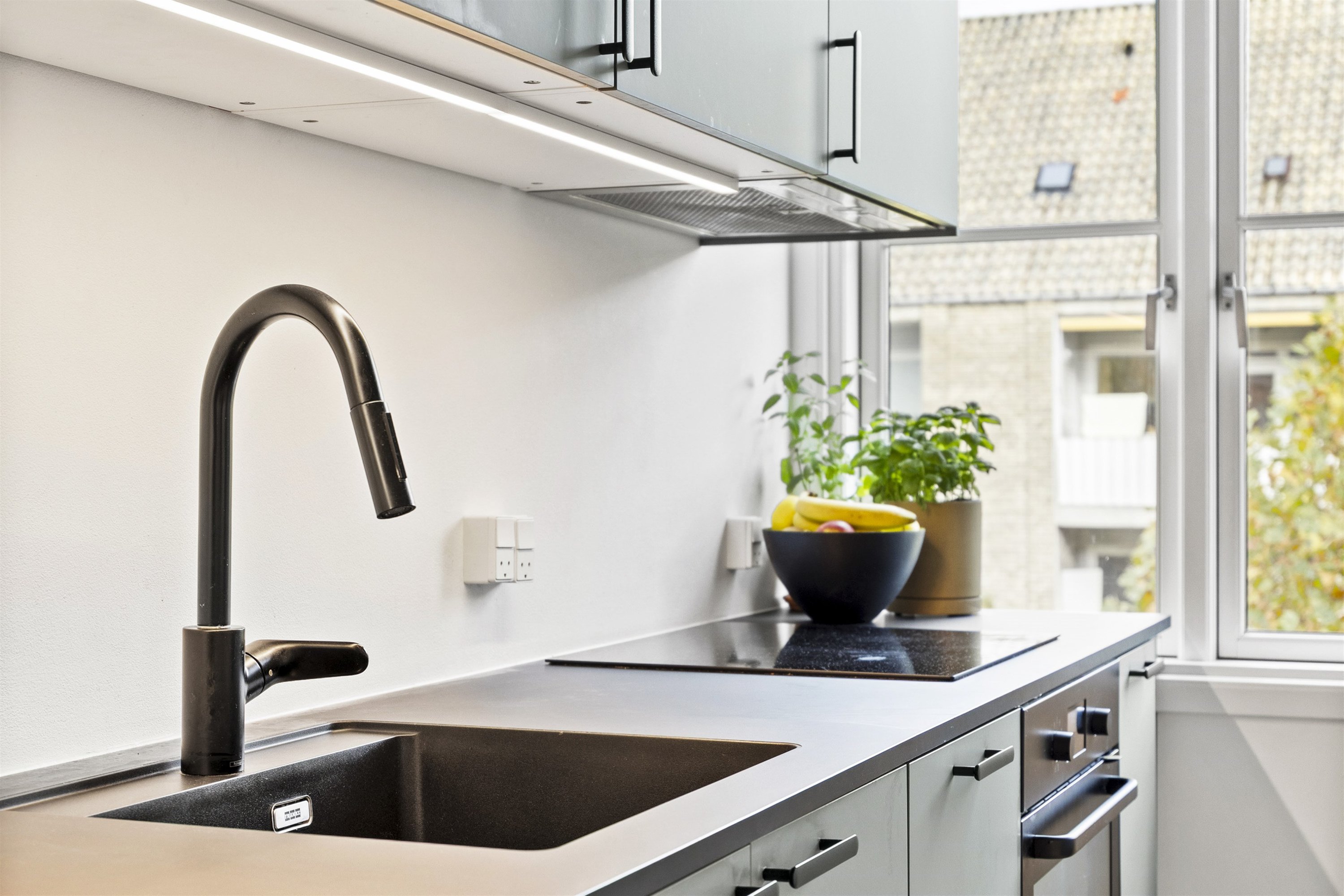 Fremhævet andet billede i fuldskærmstilstand. Billede af Jensløvs Tværvej 3B, 4. th., 2920 Charlottenlund