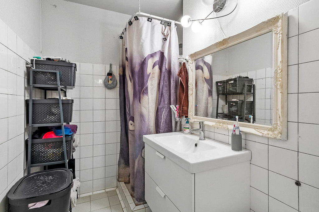 Fremhævet badeværelse billede i fuldskærmstilstand. Billede af Tyreengen 50, st.. th., 4220 Korsør