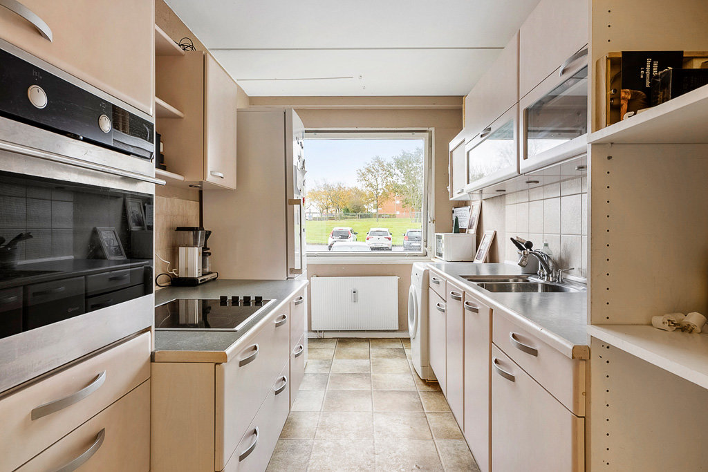 Miniaturebillede 1: køkken. Billede af Tyreengen 50, st.. th., 4220 Korsør