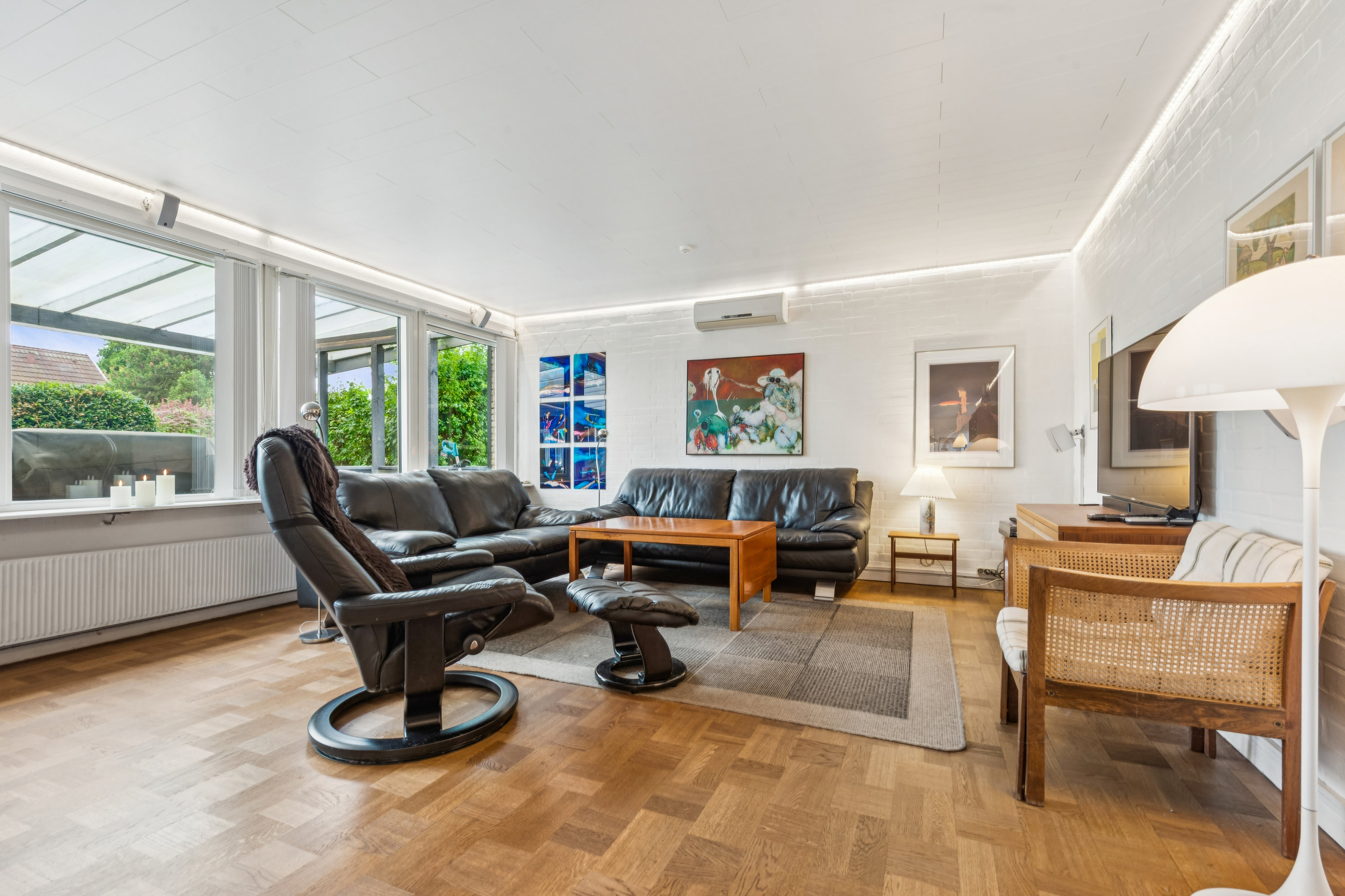 Fremhævet stue billede i fuldskærmstilstand. Billede af Bondager 29, 2670 Greve