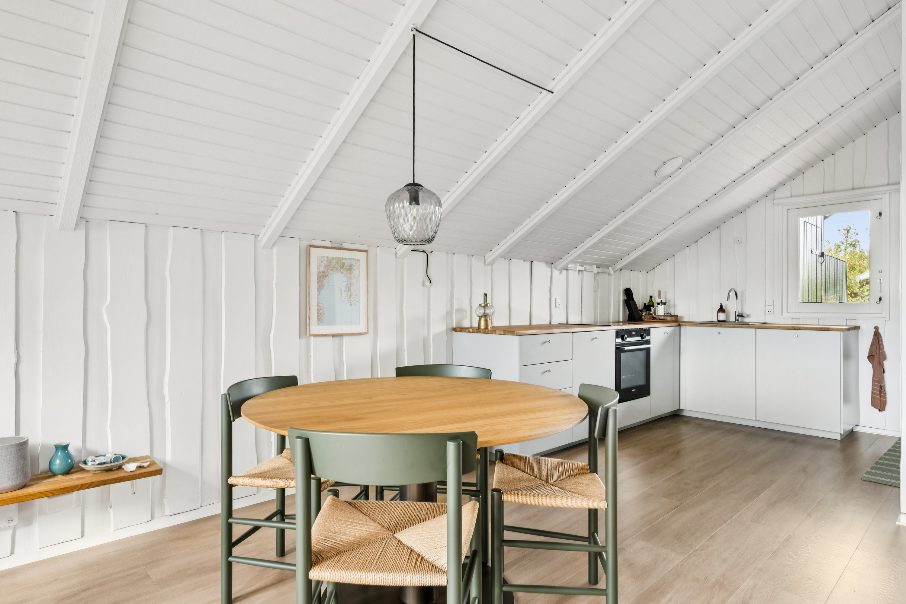 Fremhævet køkken billede i fuldskærmstilstand. Billede af S. Jonassens Vej 24, Egsmark Strand, 8400 Ebeltoft