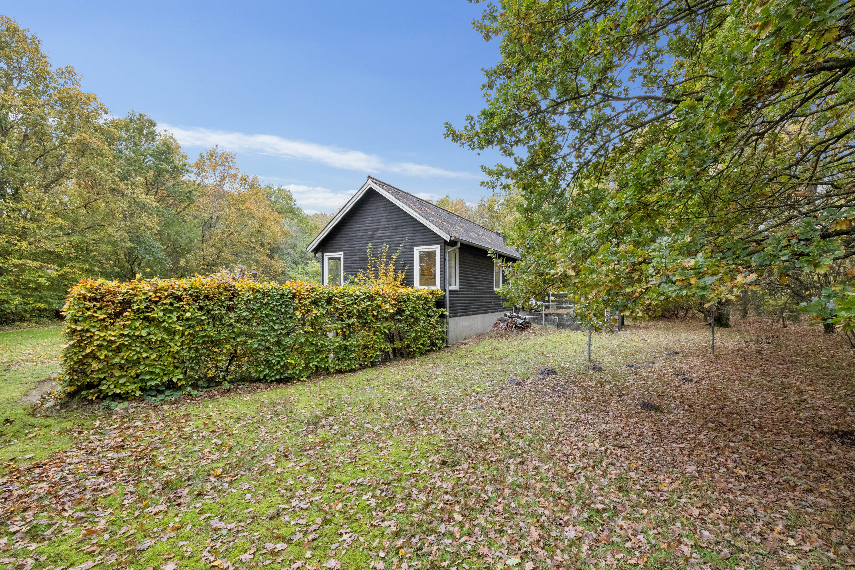 Fremhævet andet billede i fuldskærmstilstand. Billede af Engstien 9, Hegedal Strand, Fjellerup, 8585 Glesborg