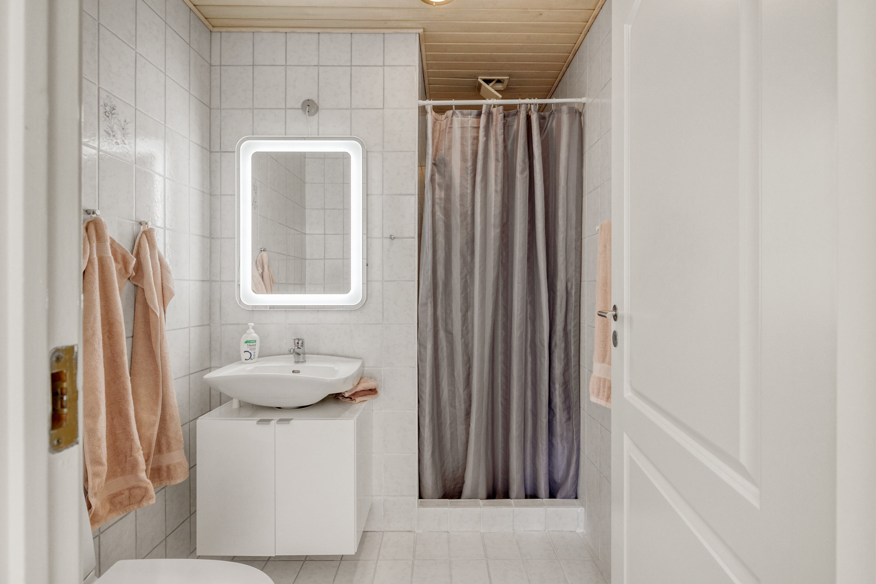 Fremhævet  billede i fuldskærmstilstand. Billede af Holmstrupgårdvej 146, Holmstrup, 8210 Aarhus V