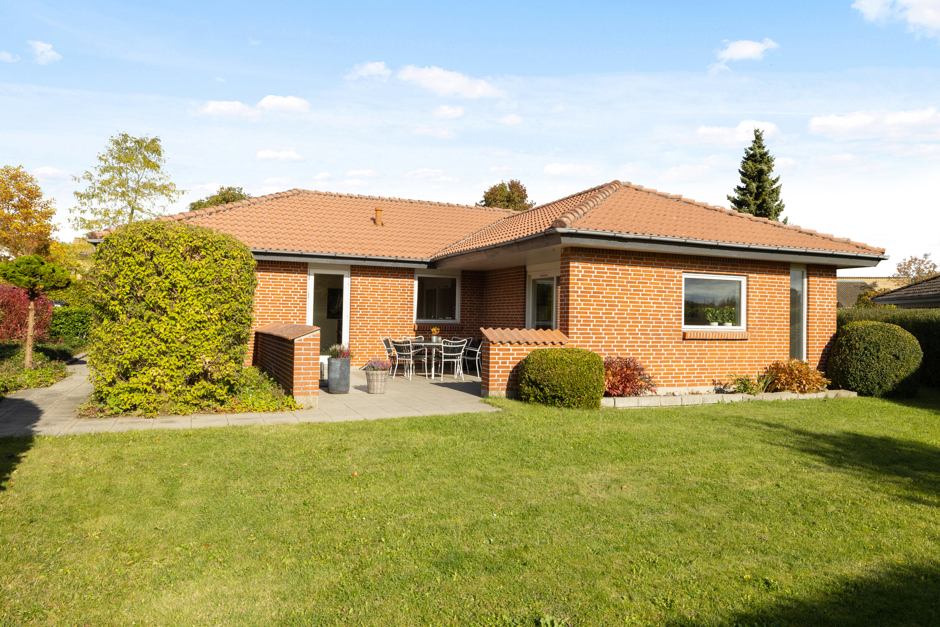 Fremhævet  billede i fuldskærmstilstand. Billede af Holmstrupgårdvej 146, Holmstrup, 8210 Aarhus V