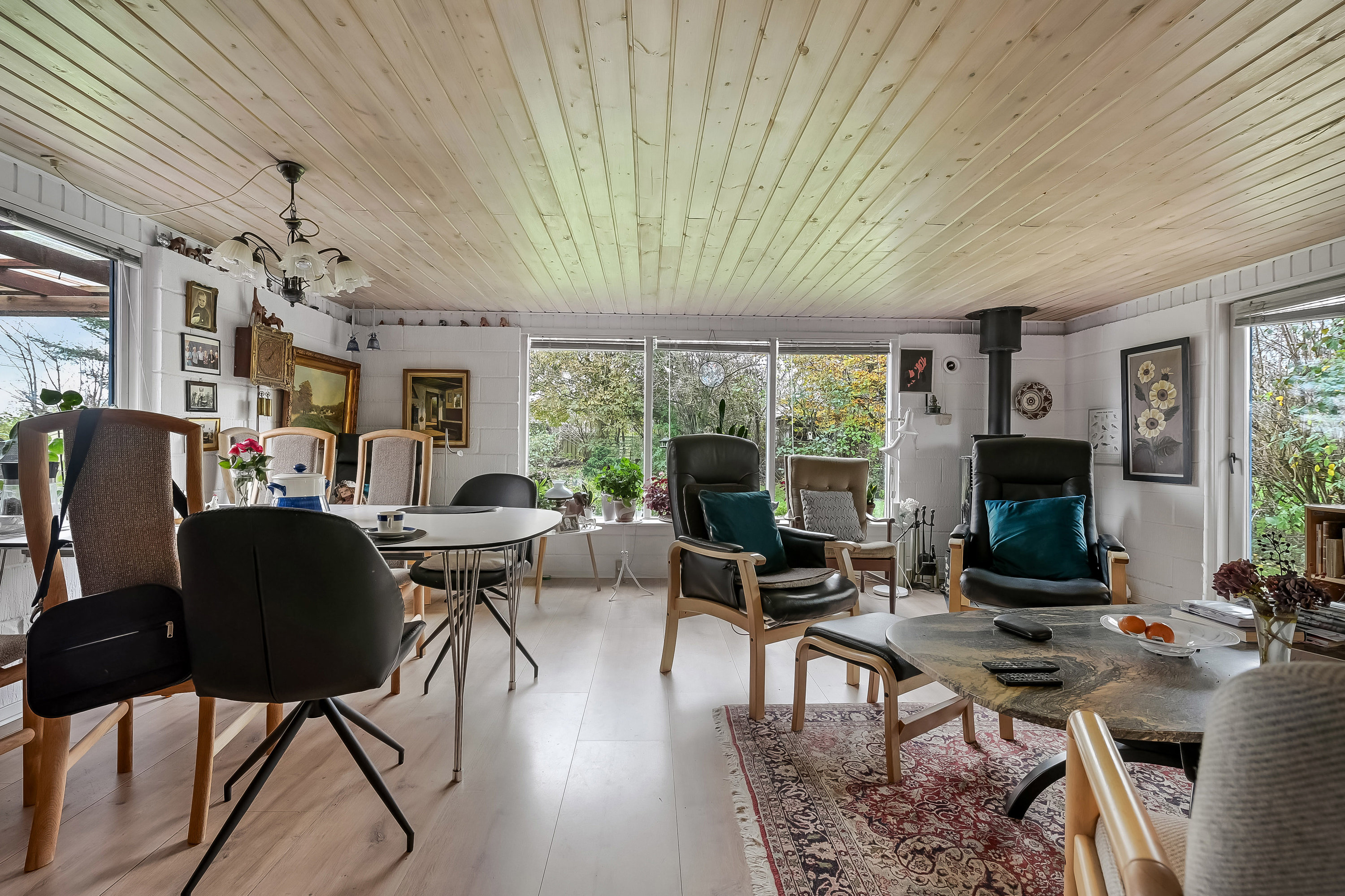 Fremhævet stue billede i fuldskærmstilstand. Billede af Lyngvej 3, Toftum Bjerge, 7600 Struer