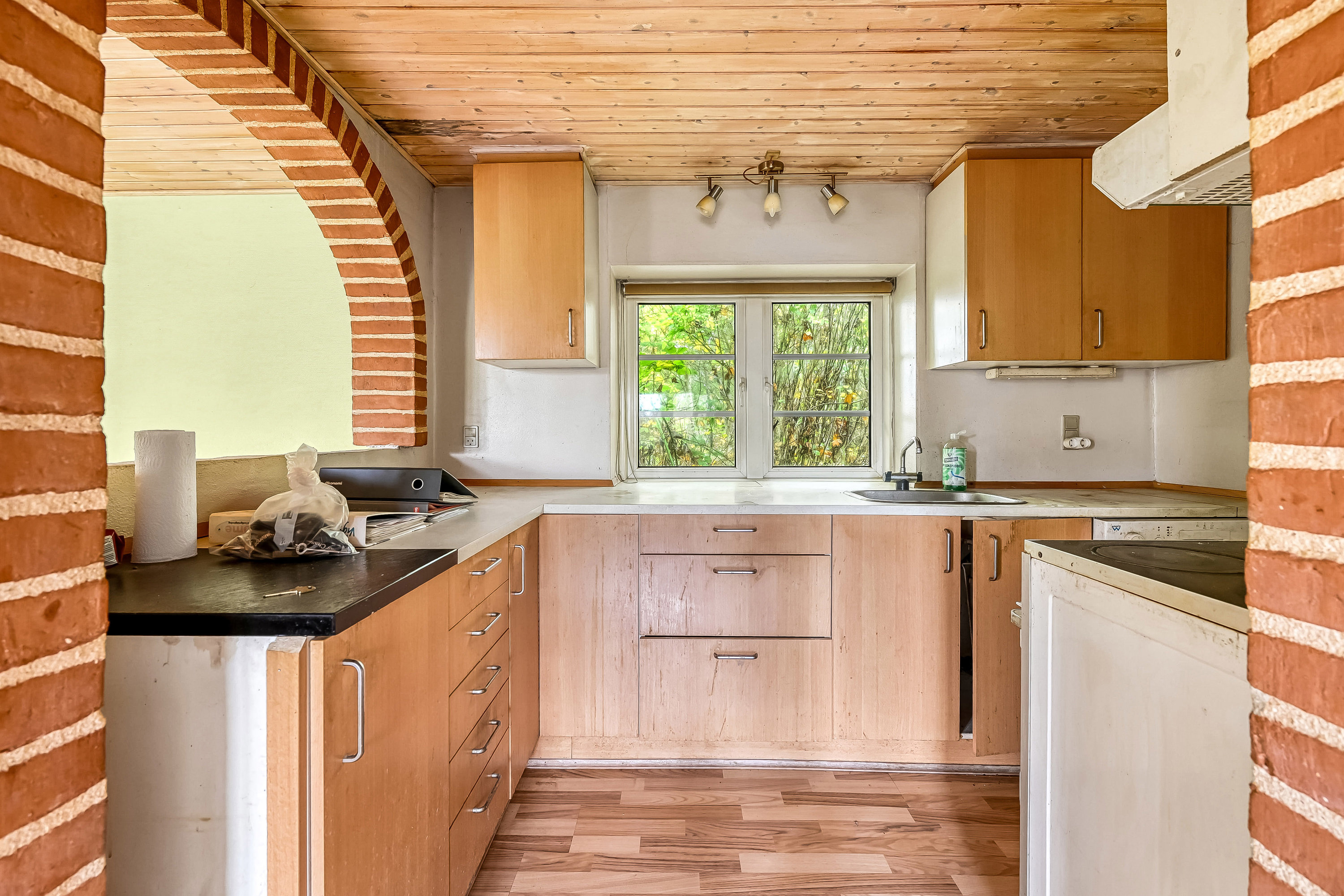 Fremhævet køkken billede i fuldskærmstilstand. Billede af Mælkevejen 1, Vedersø, 6990 Ulfborg