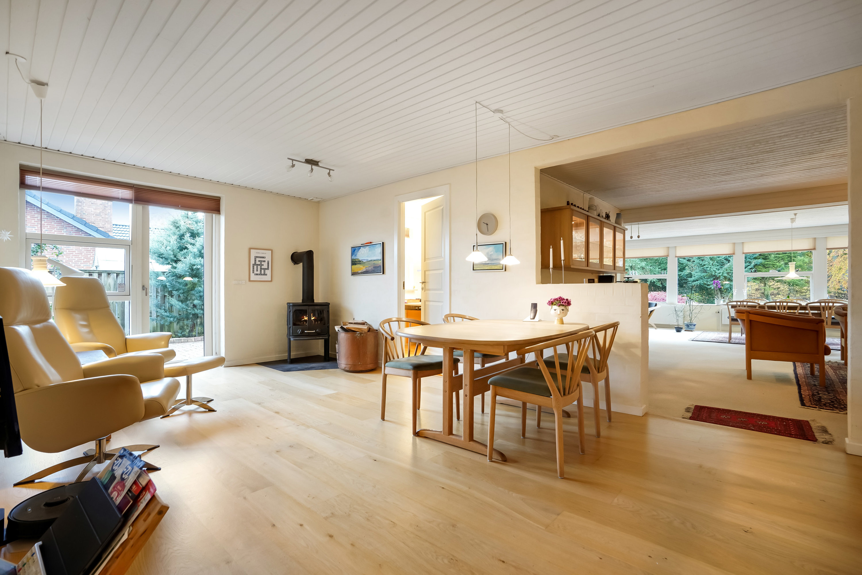 Fremhævet stue billede i fuldskærmstilstand. Billede af Lindealle 21, 8740 Brædstrup