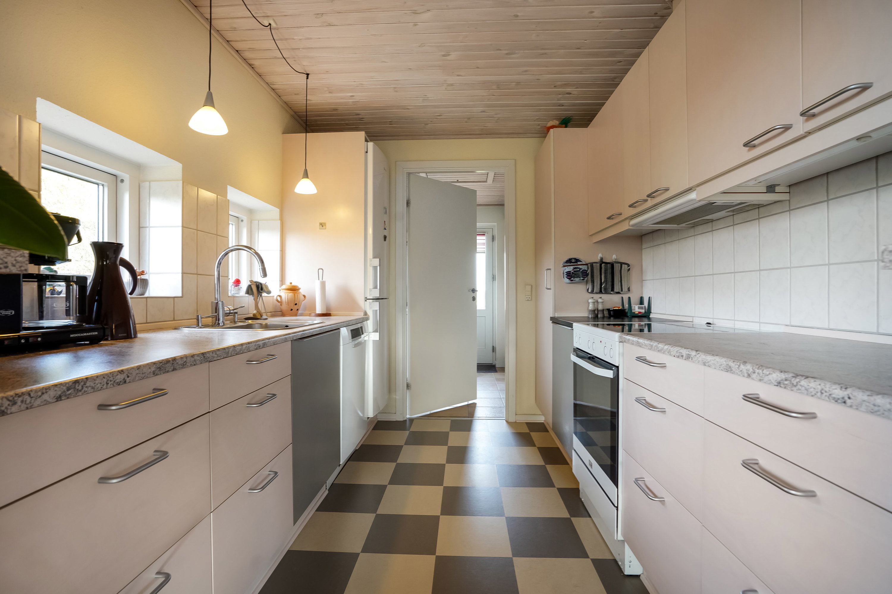 Fremhævet køkken billede i fuldskærmstilstand. Billede af Højby Allé 54, Højby, 5260 Odense S