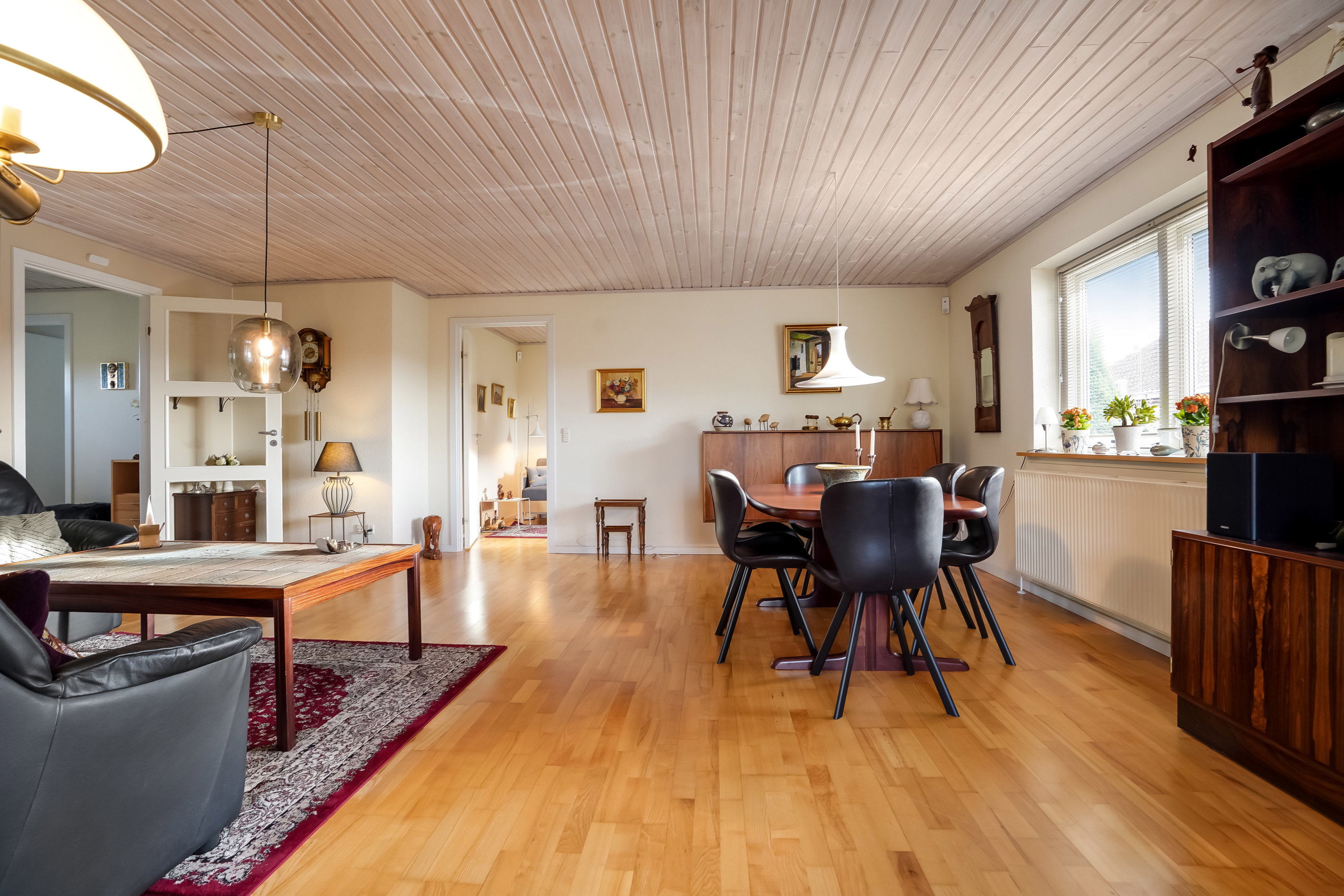 Fremhævet stue billede i fuldskærmstilstand. Billede af Højby Allé 54, Højby, 5260 Odense S