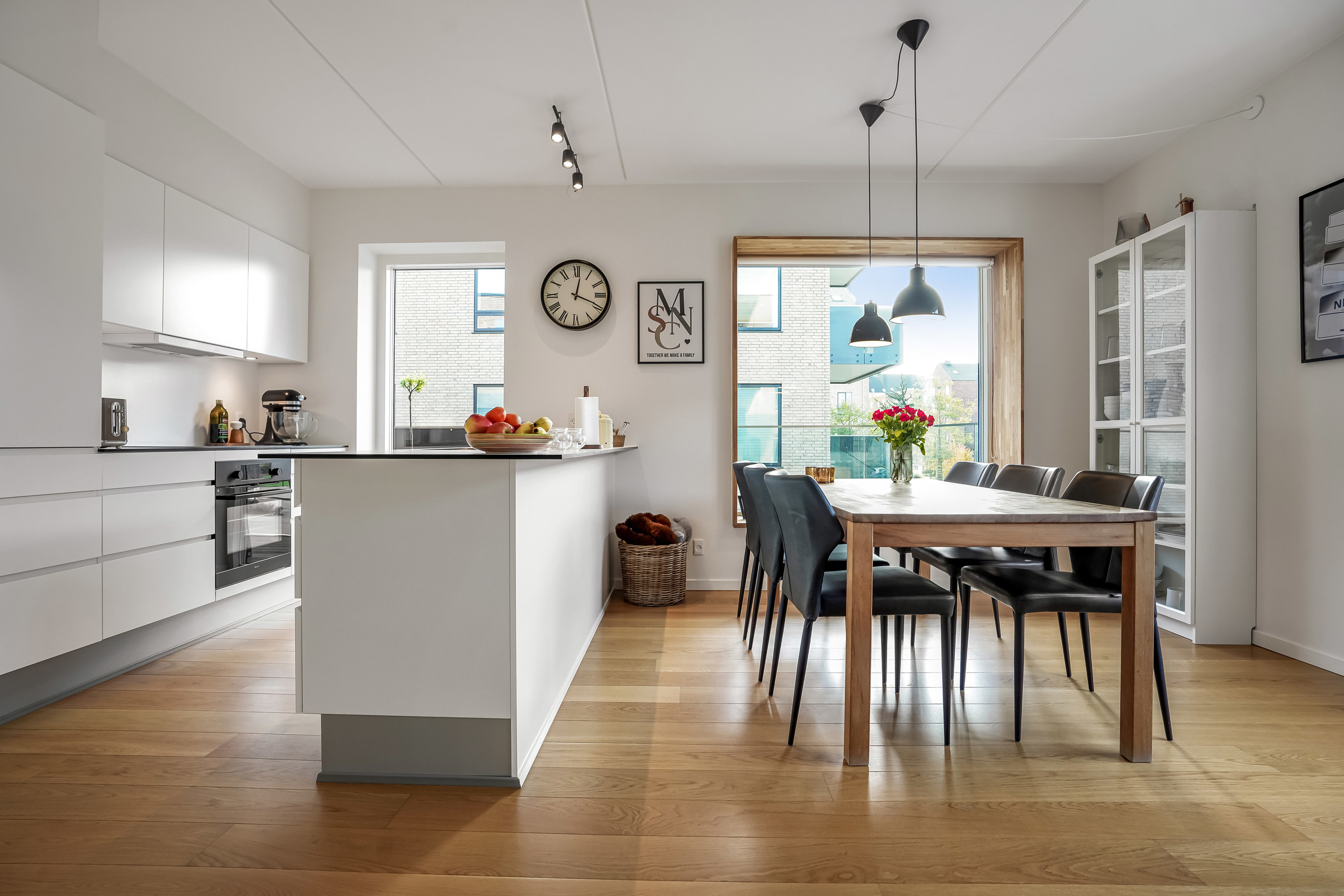 Fremhævet køkken billede i fuldskærmstilstand. Billede af Guldrankevej 11, 1. 3., 5200 Odense V