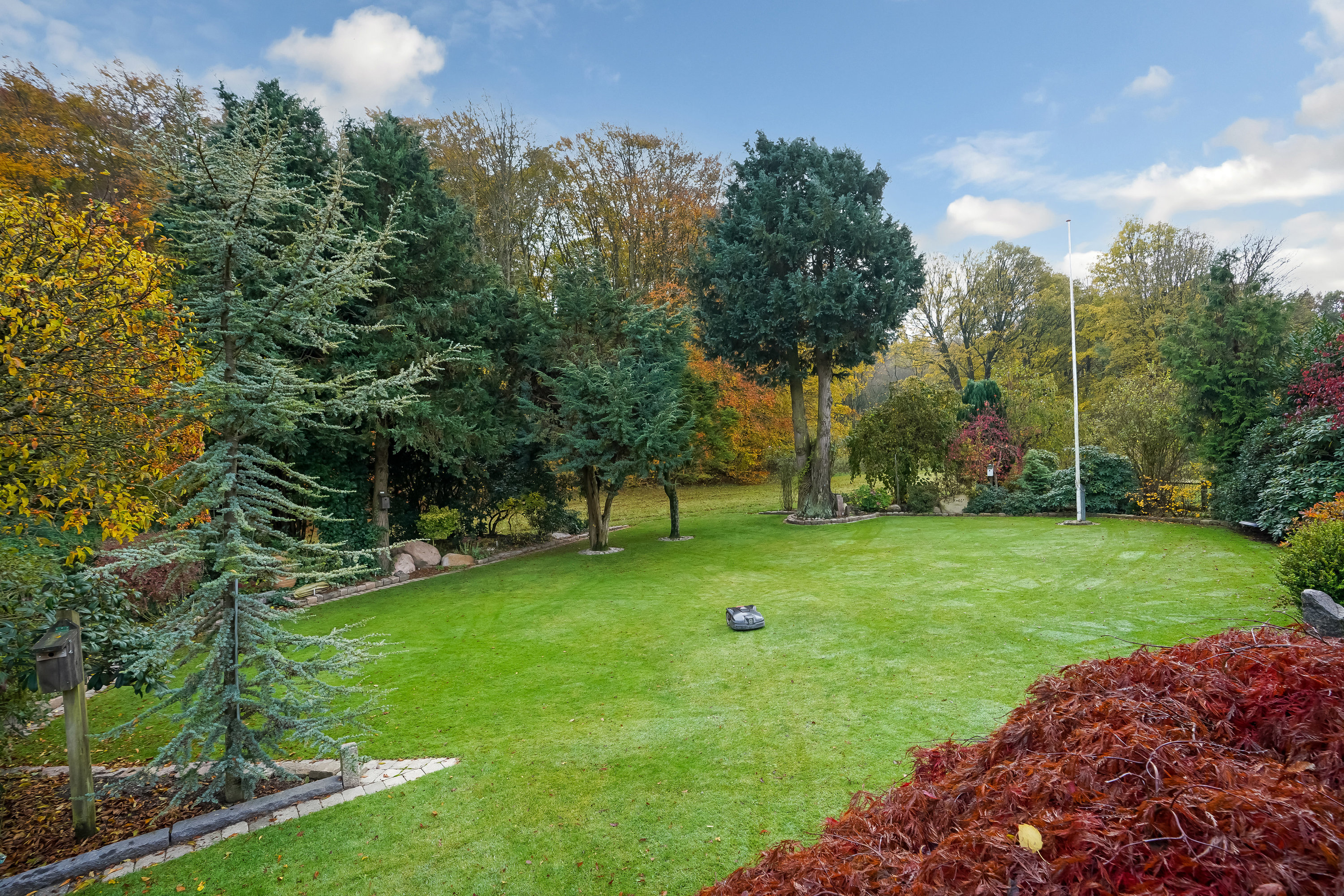 Fremhævet have billede i fuldskærmstilstand. Billede af Lindealle 21, 8740 Brædstrup