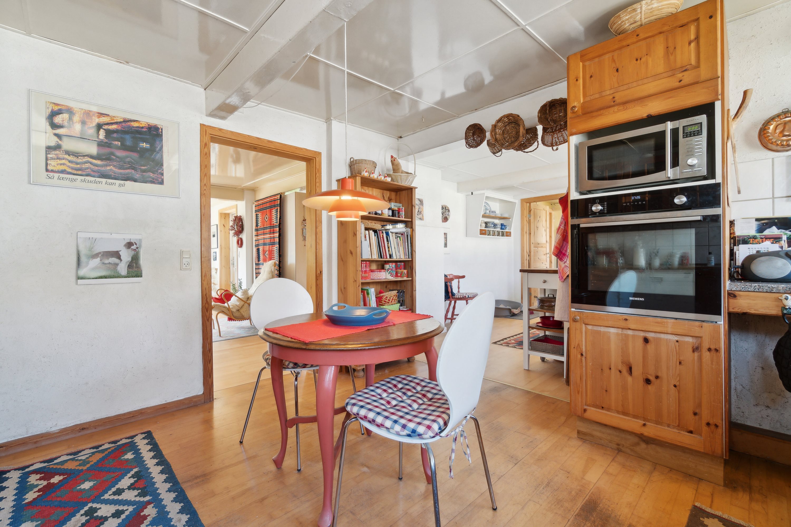 Fremhævet køkken billede i fuldskærmstilstand. Billede af Kalbyvejen 30, 3720 Aakirkeby