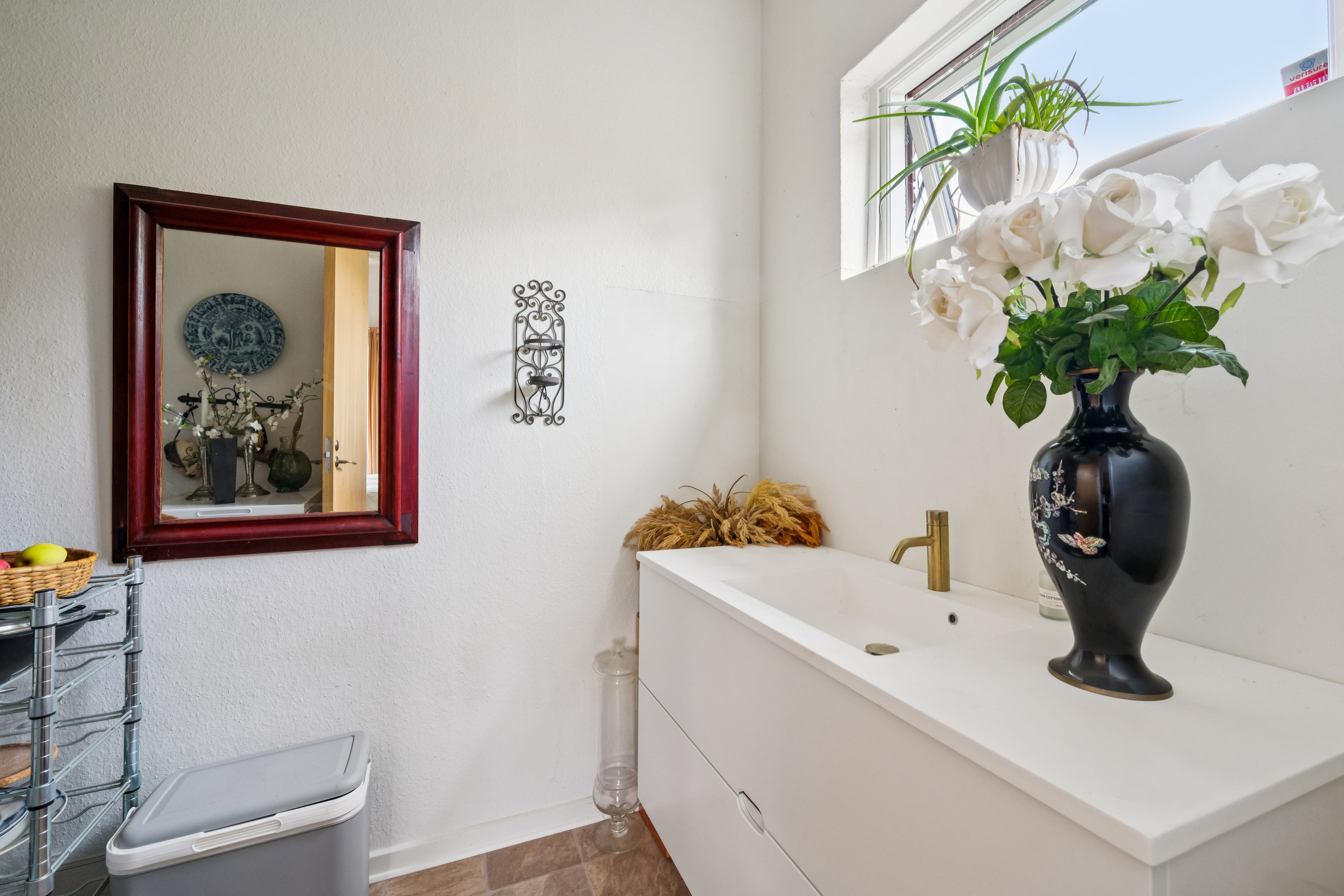 Fremhævet badeværelse billede i fuldskærmstilstand. Billede af Johannes Grosens Vej 16, 8250 Egå