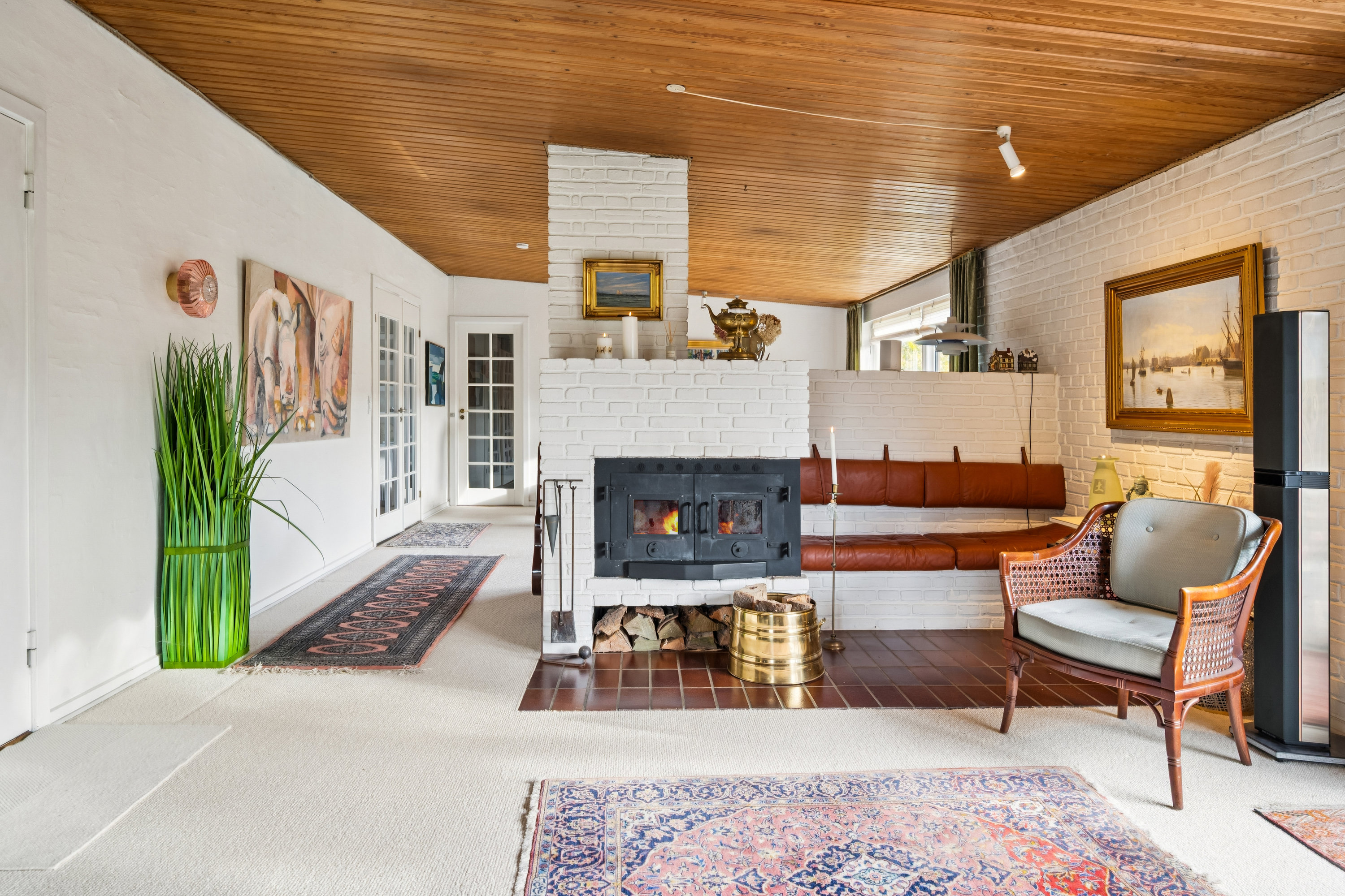 Fremhævet stue billede i fuldskærmstilstand. Billede af Johannes Grosens Vej 16, 8250 Egå