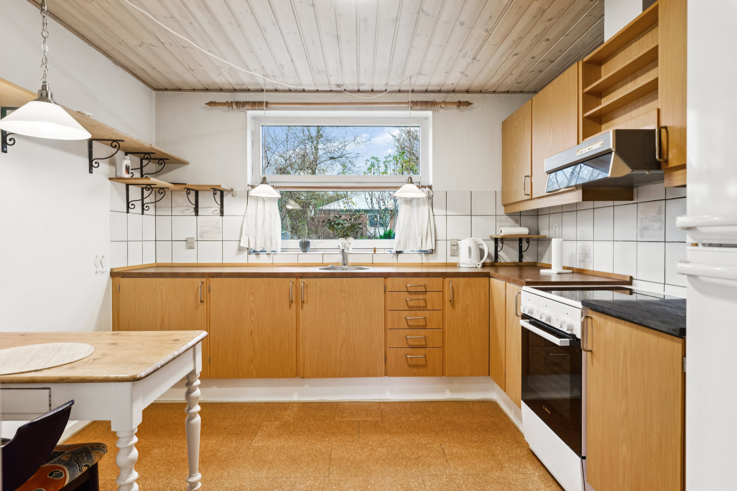 Fremhævet køkken billede i fuldskærmstilstand. Billede af Østervænget 20, 8840 Rødkærsbro