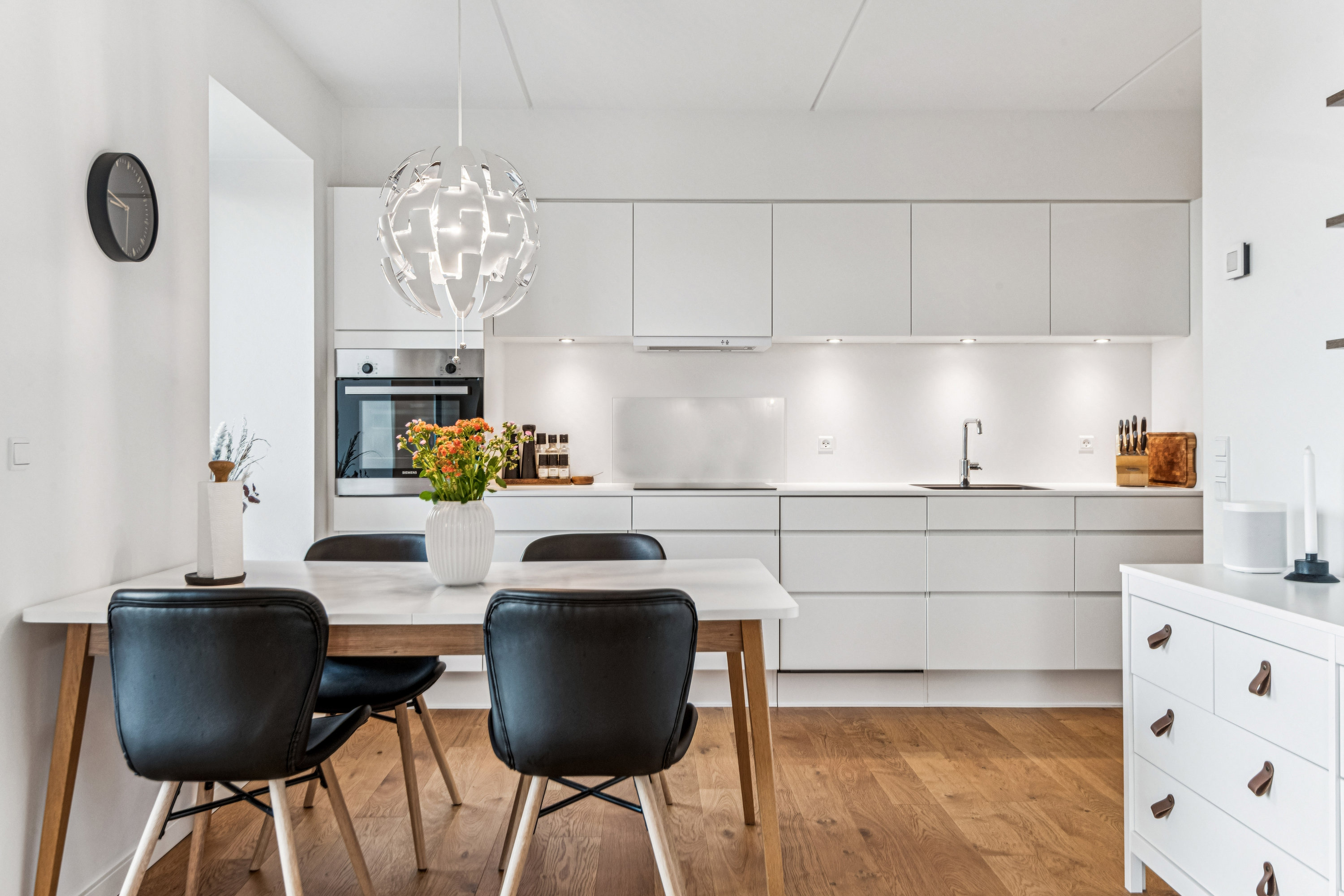 Fremhævet køkken billede i fuldskærmstilstand. Billede af Egeparken 3, 3. 1., 9000 Aalborg