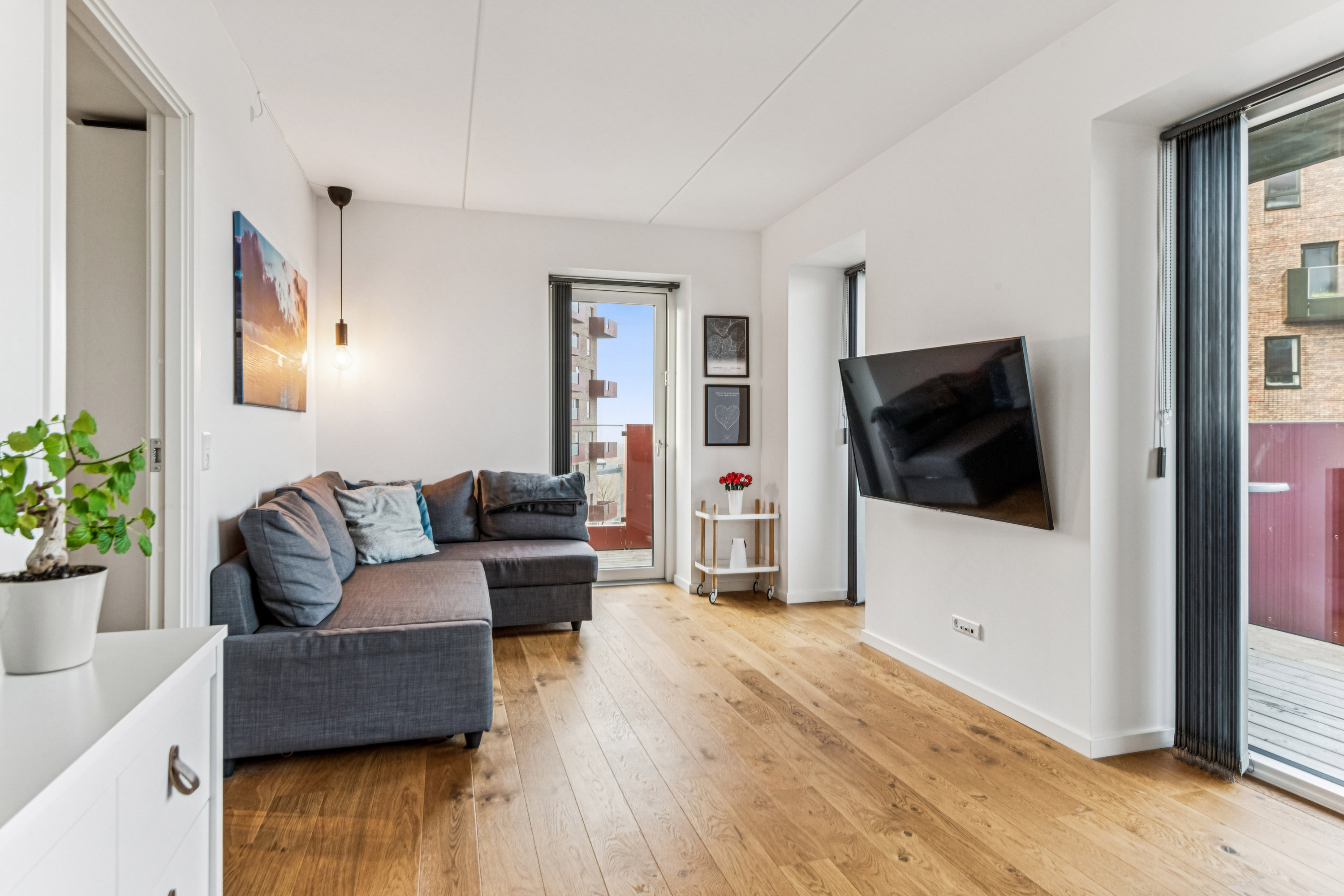 Fremhævet stue billede i fuldskærmstilstand. Billede af Egeparken 3, 3. 1., 9000 Aalborg