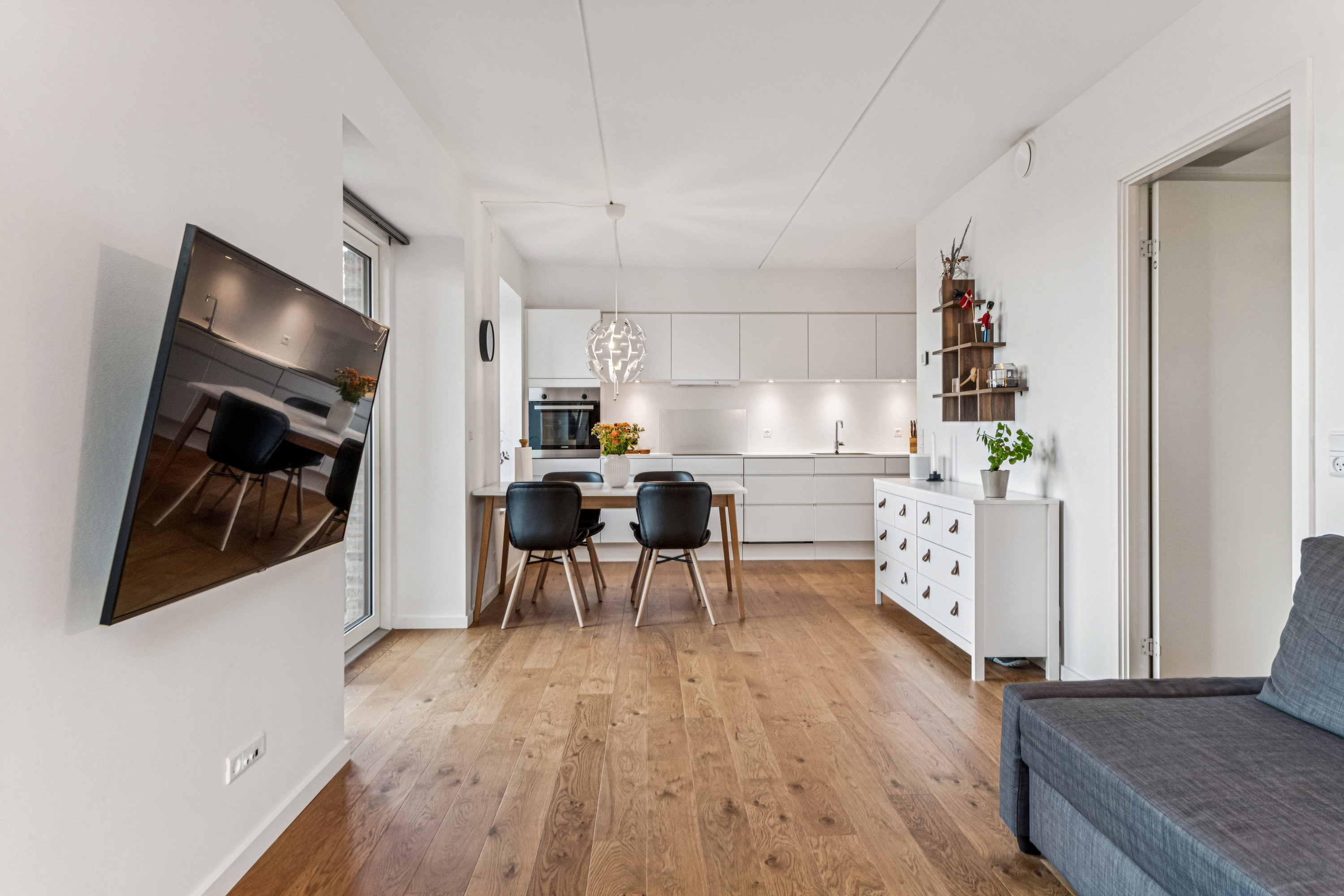 Fremhævet køkken billede i fuldskærmstilstand. Billede af Egeparken 3, 3. 1., 9000 Aalborg