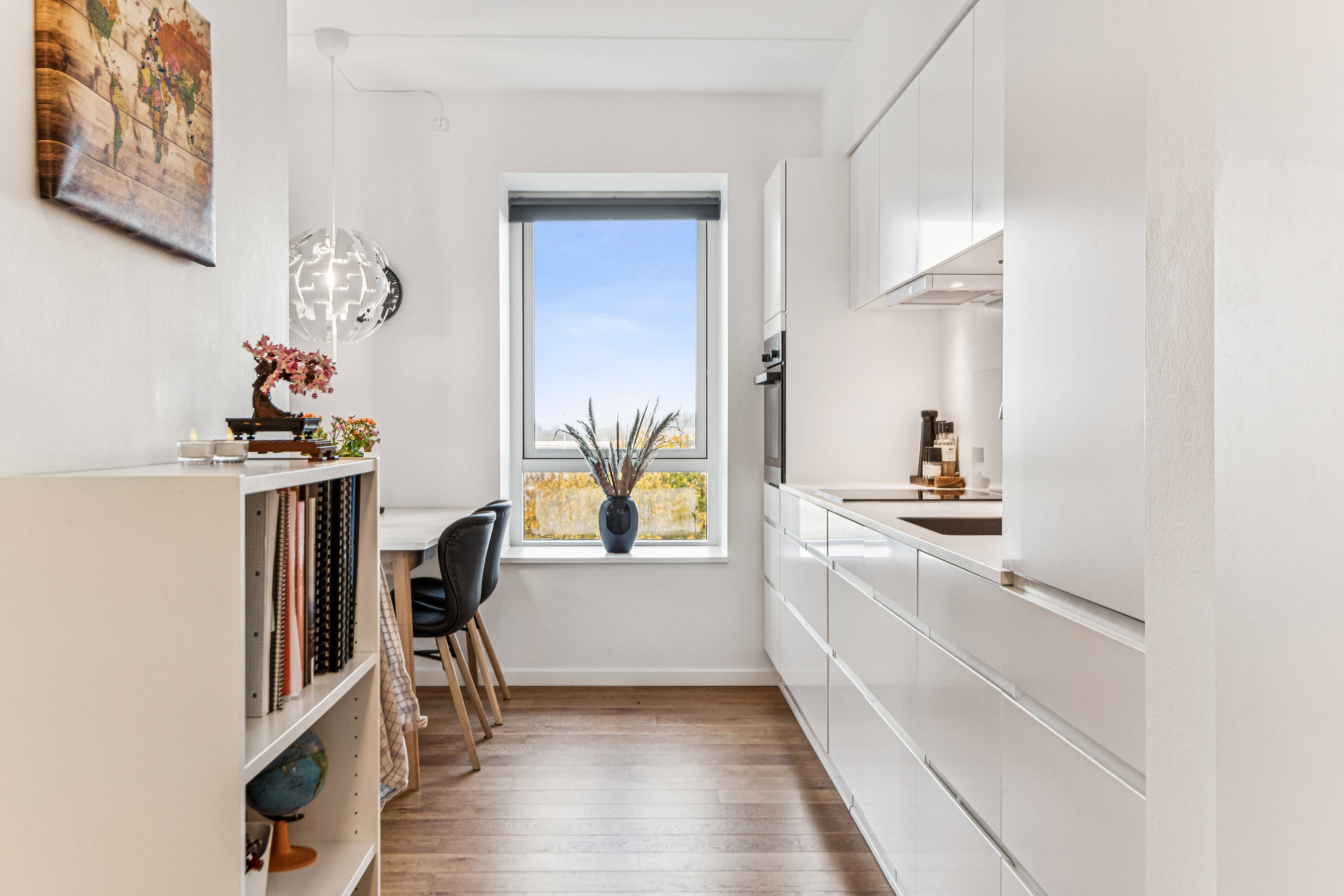 Fremhævet værelse billede i fuldskærmstilstand. Billede af Egeparken 3, 3. 1., 9000 Aalborg